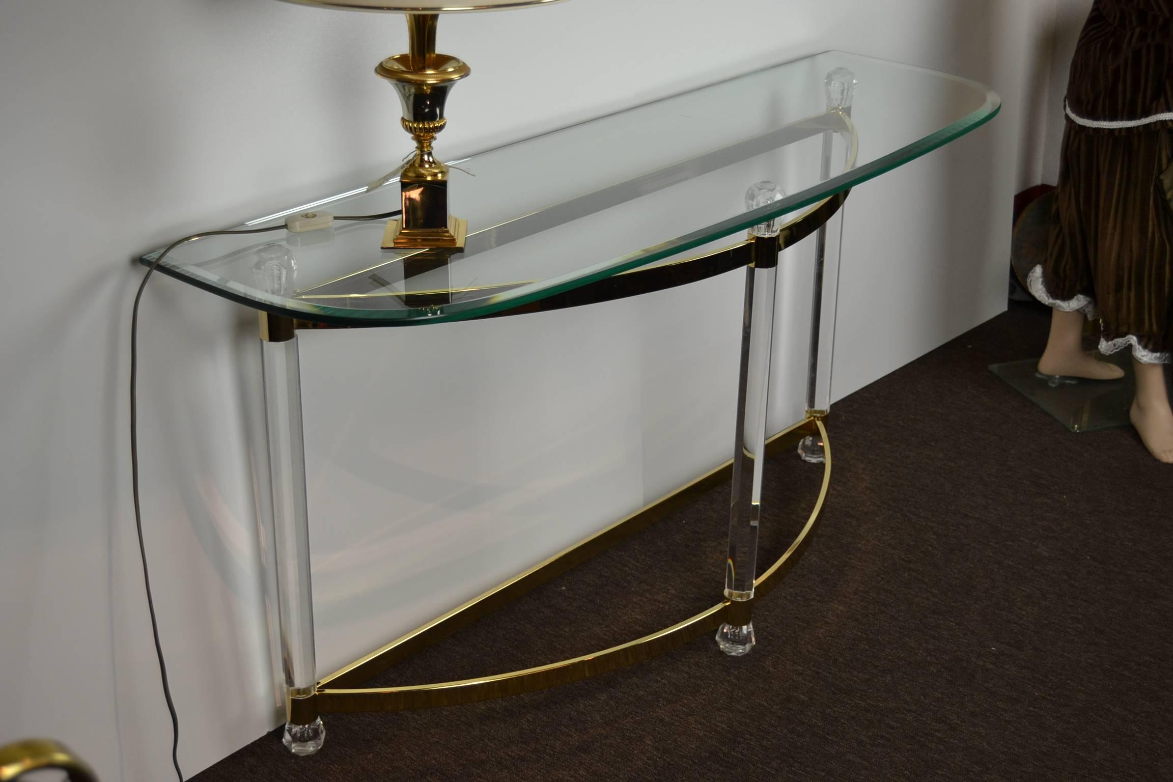 1970s Hollywood Regency Lucite, Brass and Glass Console Table For Sale 5
