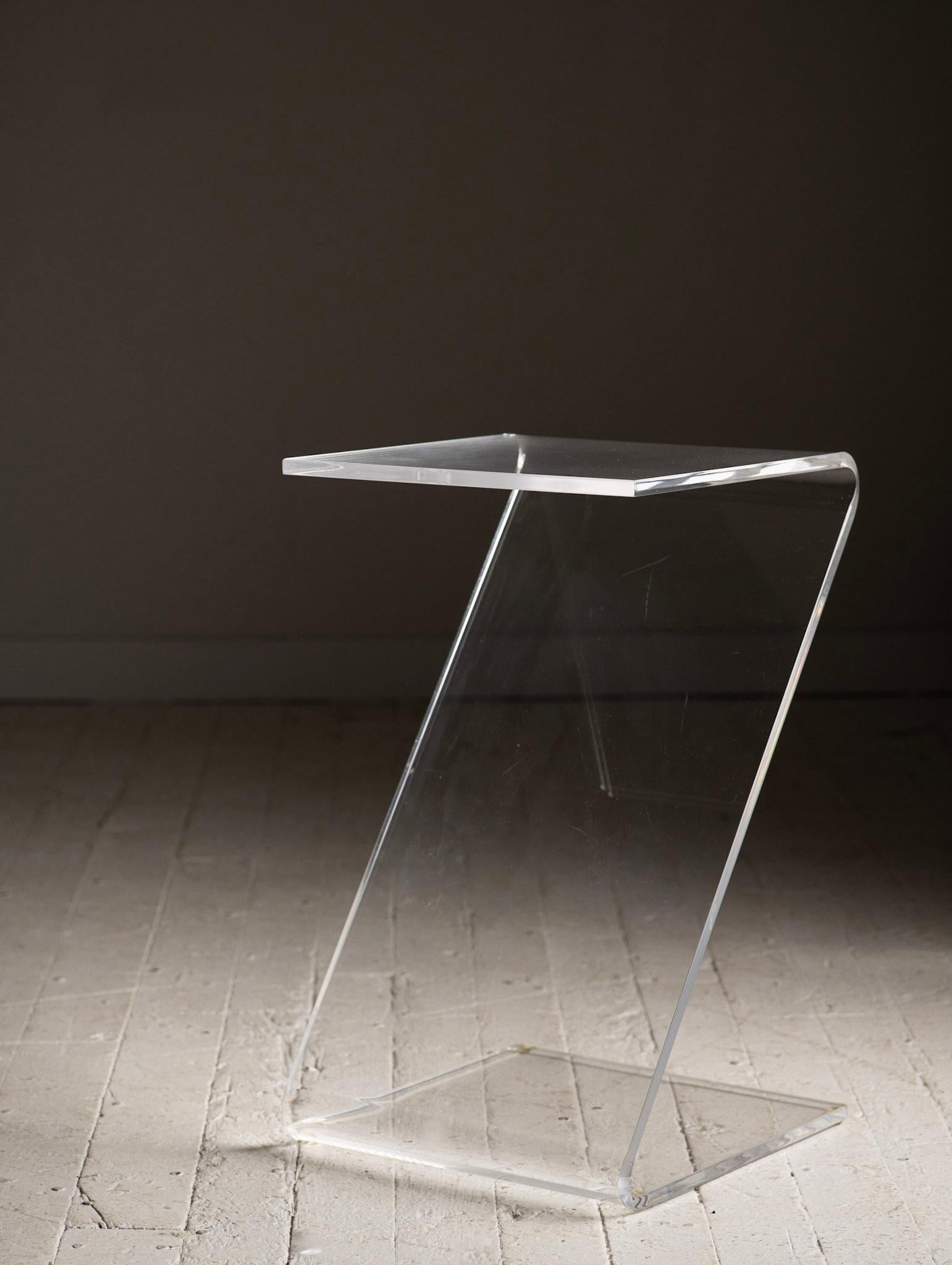 20th Century 1970s Hollywood Regency Lucite Z Side Table
