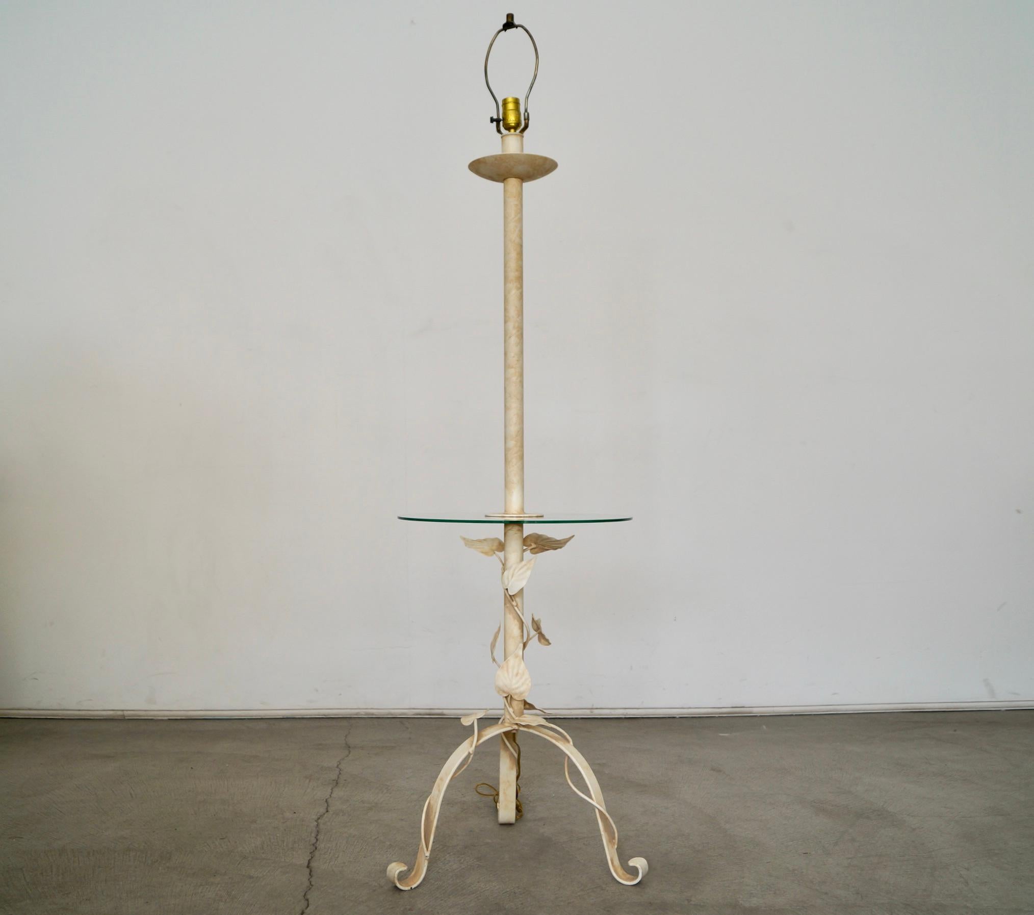 Américain Lampadaire de table d'appoint sculptural Hollywood Regency des années 1970 en vente