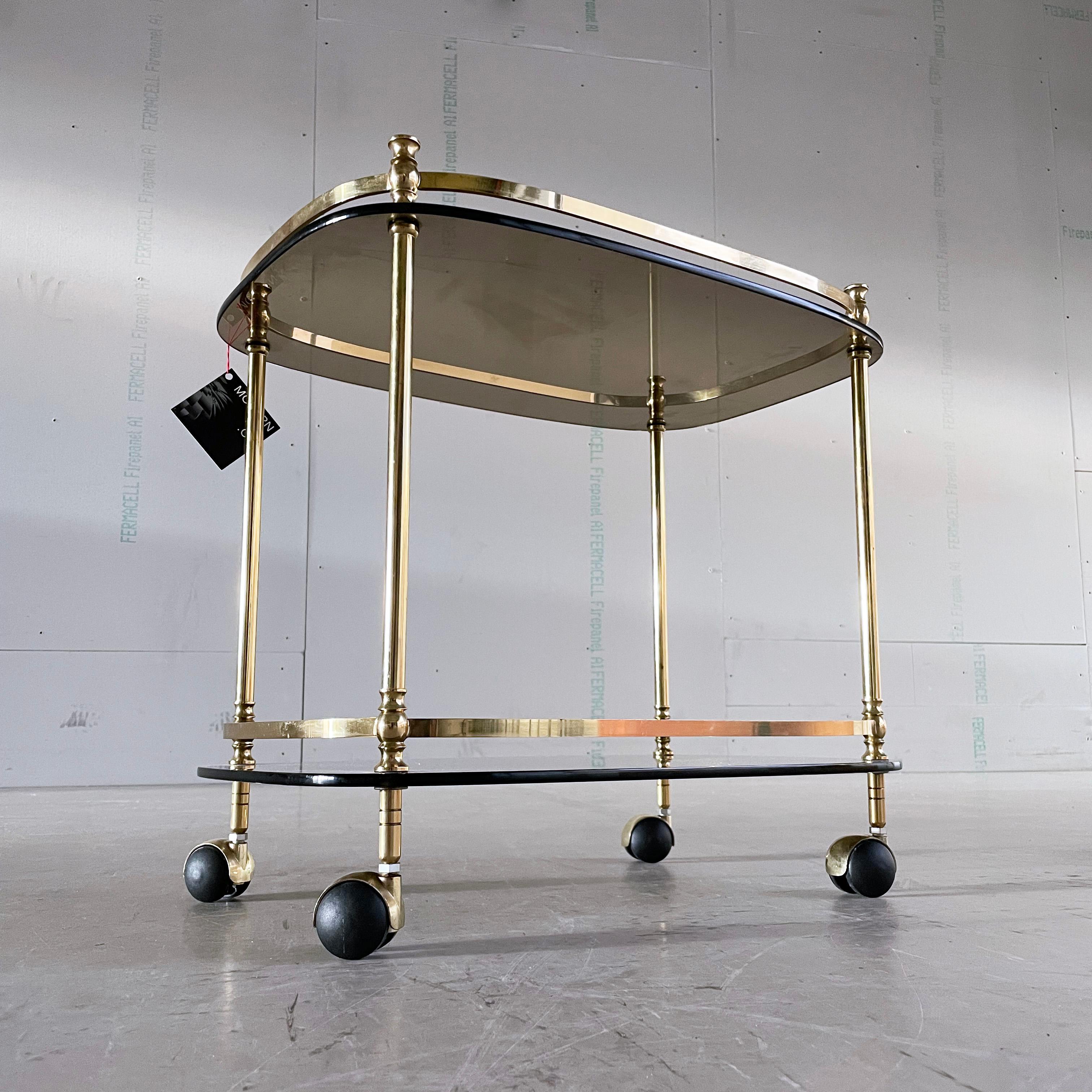 1970's Hollywood Regency Solid Brass Bar Cart In Good Condition For Sale In Bern, CH