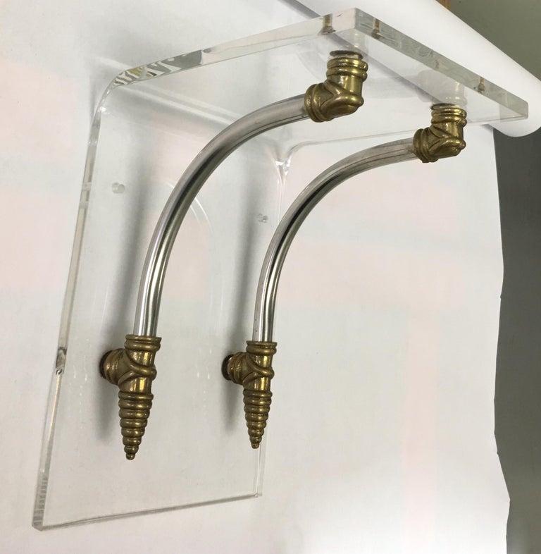 1970s Hollywood Regency Style Lucite and Brass Wall Brackets In Good Condition For Sale In Stamford, CT