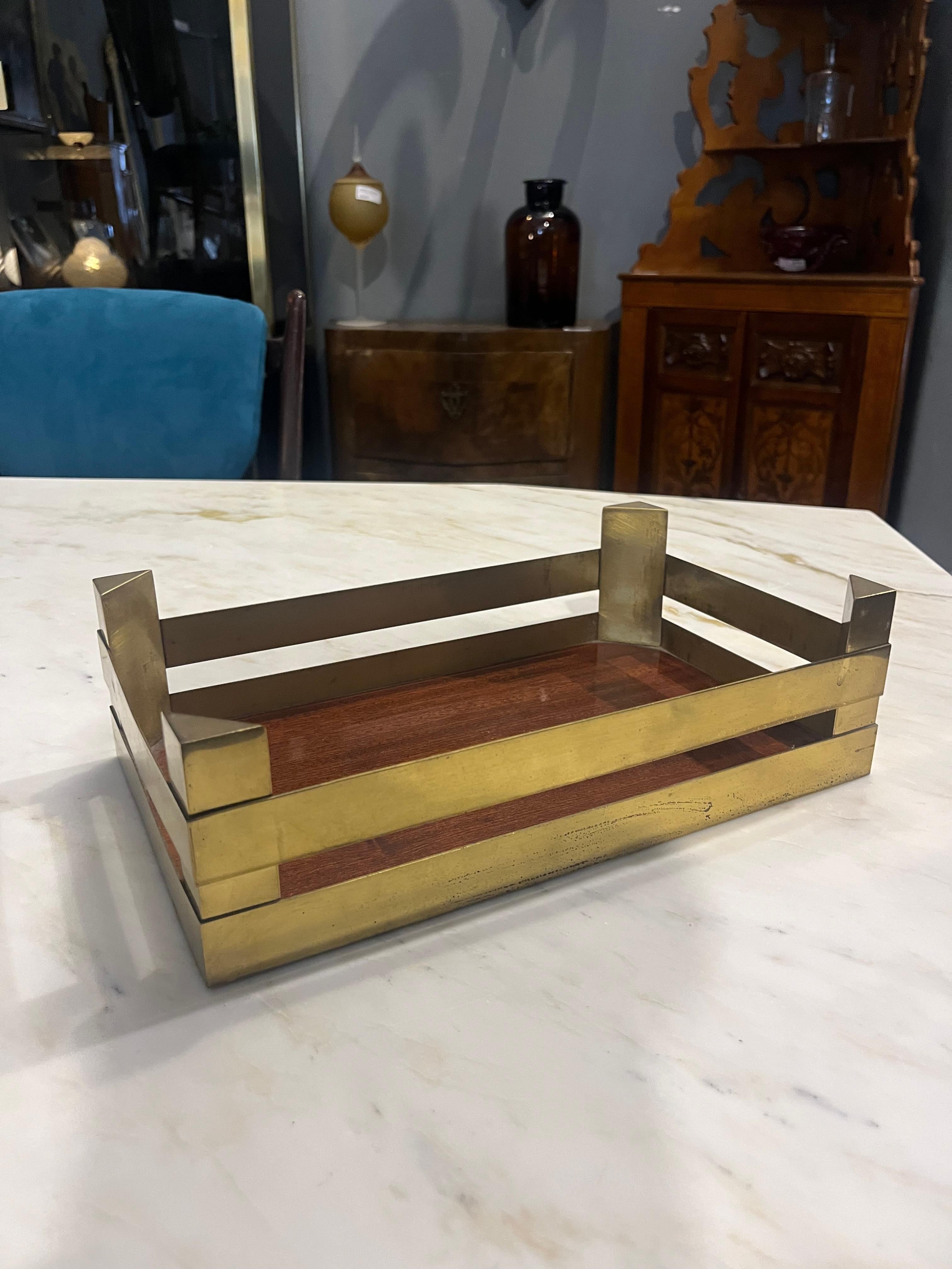 1970's Hollywood Regency Tray In condizioni buone in vendita a Catania, IT