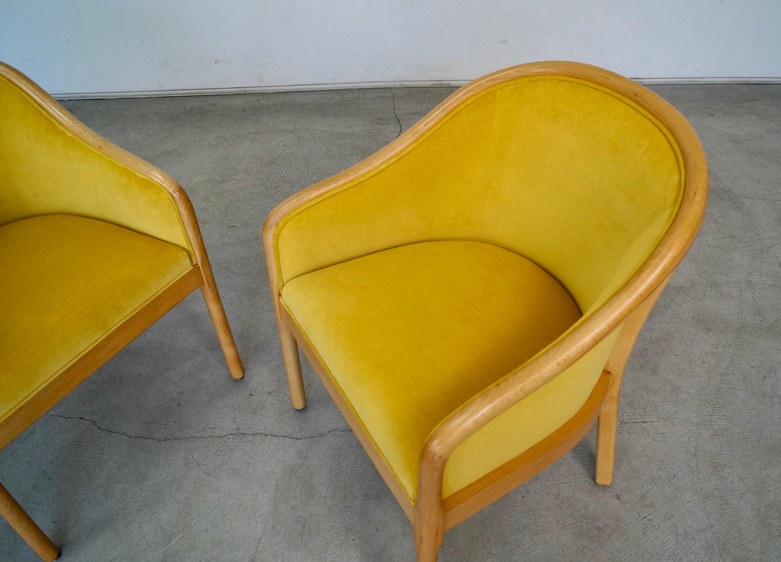 1970s Hollywood Regency Velvet Arm Chairs, a Pair 7