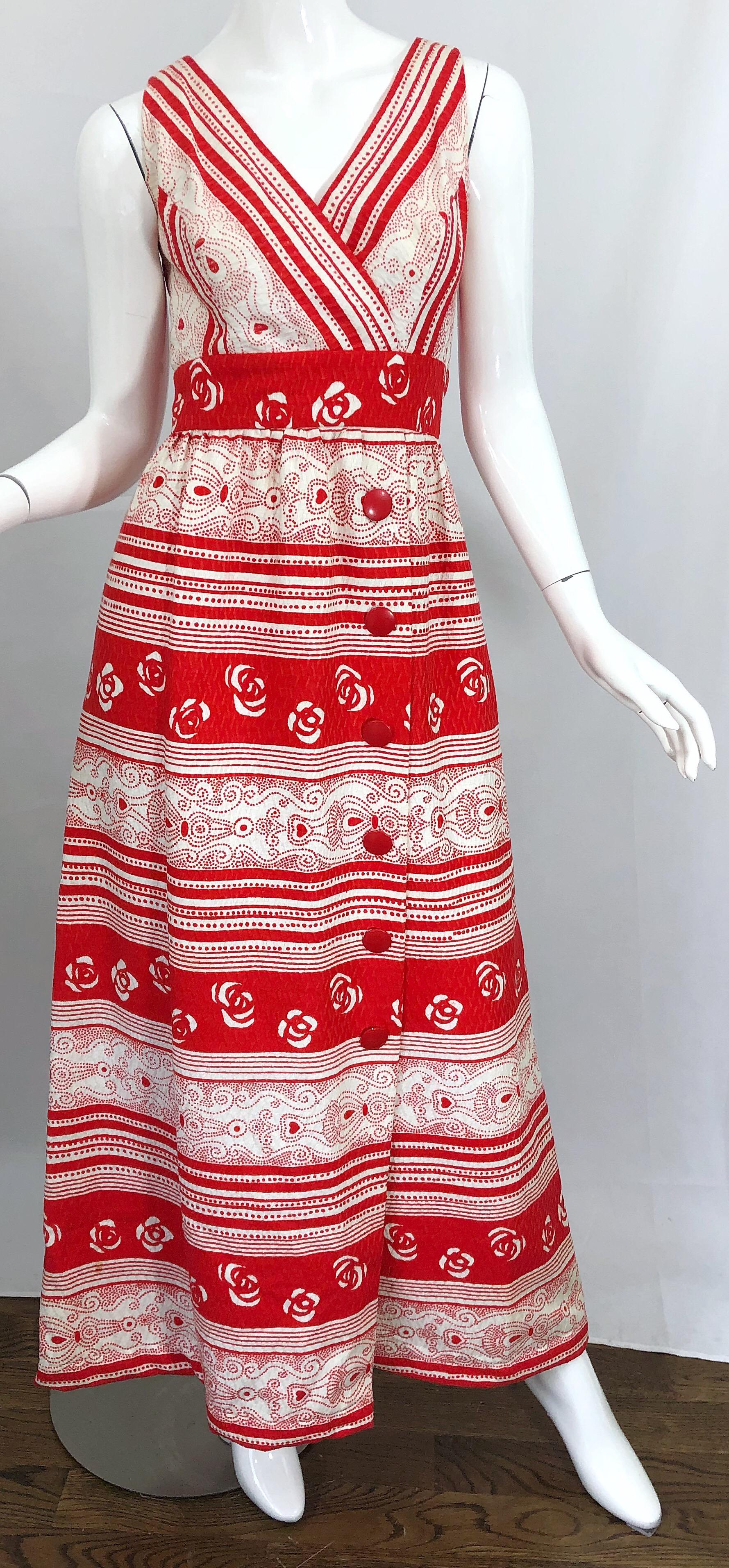 1970s Huey Waltzer for Mannequin Heart and Flower Print Pique Cotton Maxi Dress For Sale 1