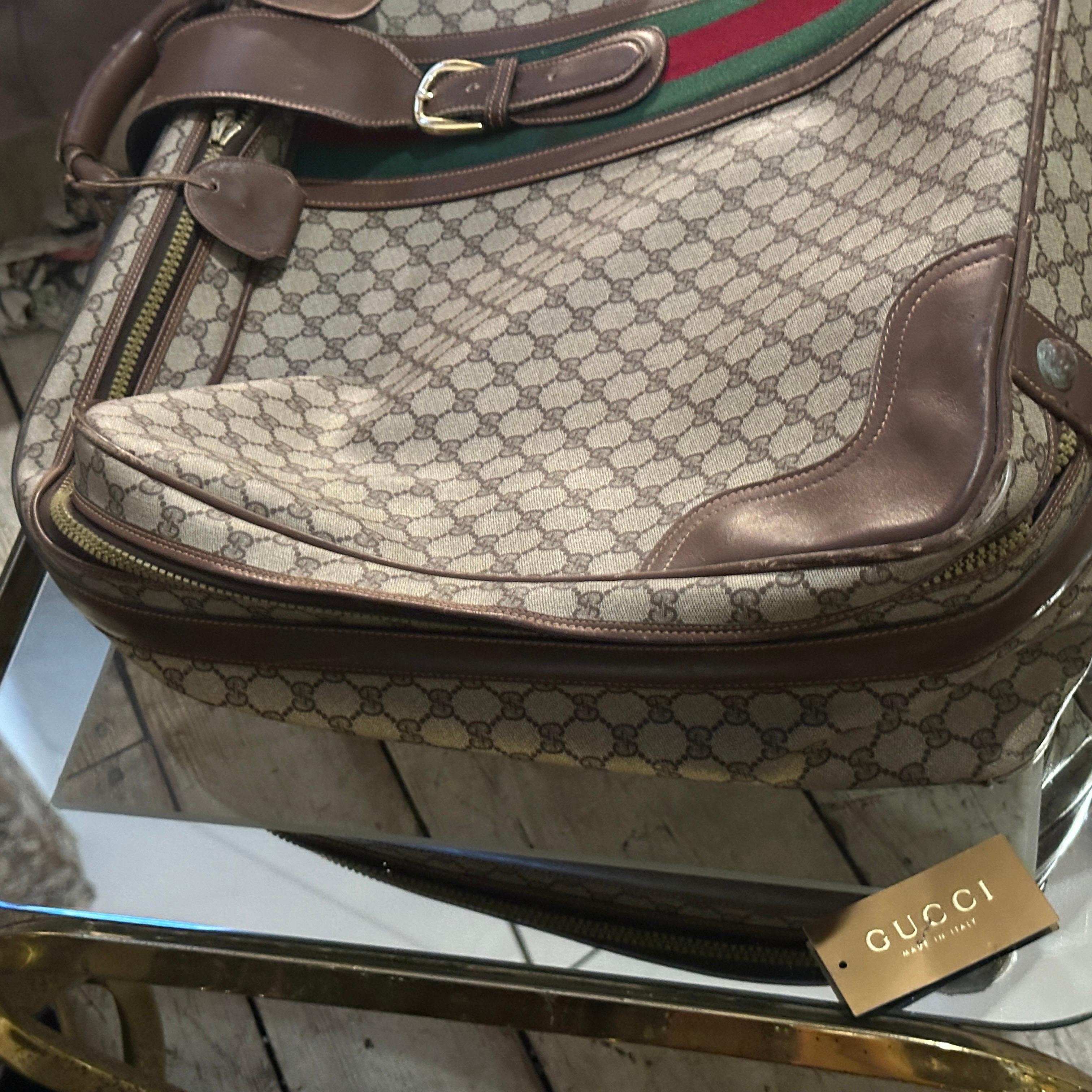 1970s Iconic Beige and Brown Canvas Suitcase by Gucci For Sale 2