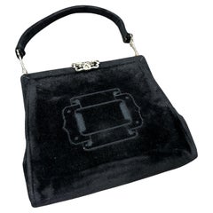 Vintage 1970s Iconic Black Velvet Top Hand-Bag by Roberta di Camerino