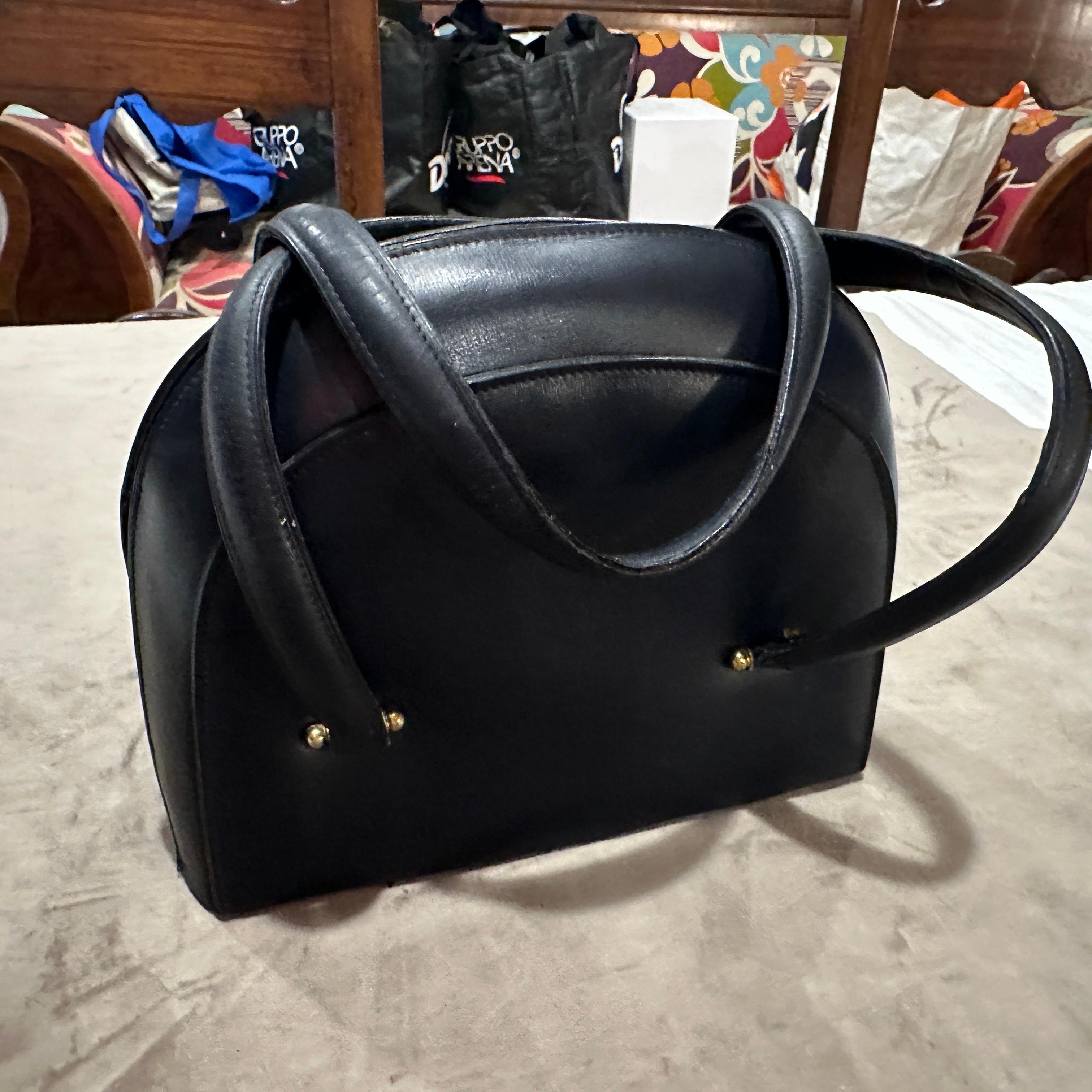 1970er Jahre Ikonische Gucci Oyster Handtasche aus blauem und rotem Leder im Angebot 1