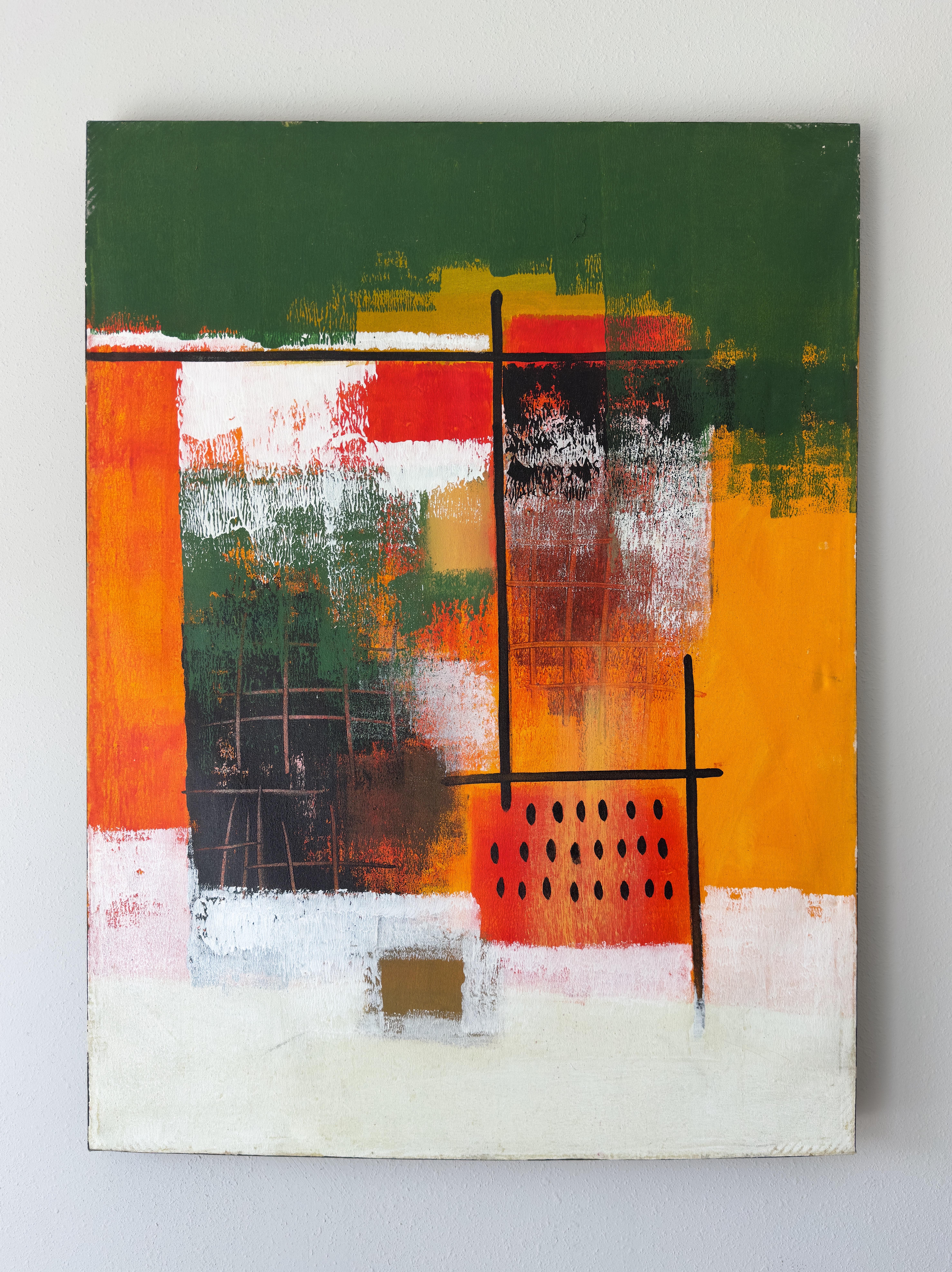 Peinture abstraite sur toile du milieu du siècle dernier d'un artiste inconnu.

Cette œuvre unique en son genre présente des formes géométriques audacieuses superposées à un travail de pinceau expressif dans une riche palette de vert forêt, d'orange
