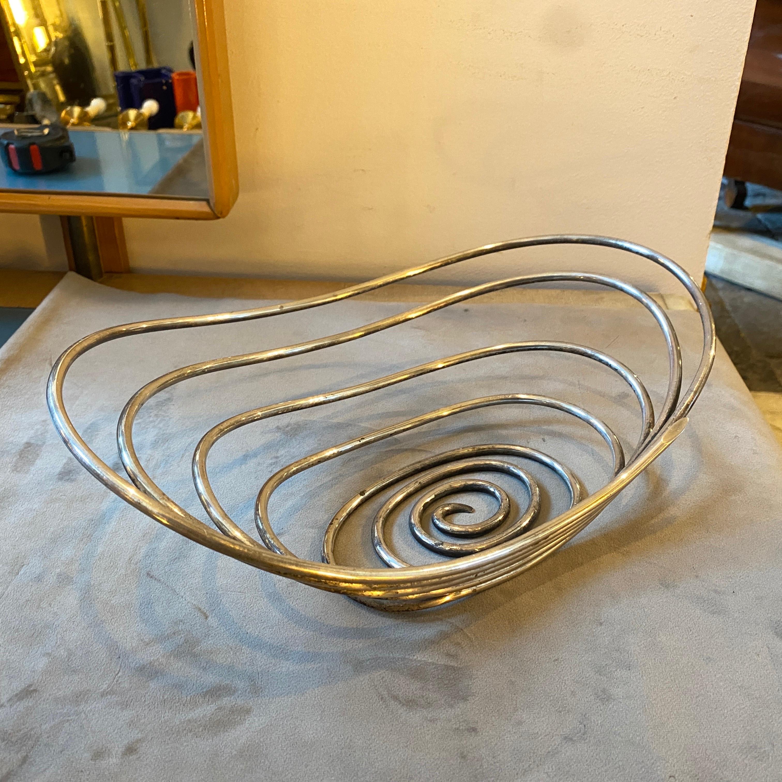 1970s Iconic Modernist Silver Plated Italian Basket Design by Lino Sabattini For Sale 4