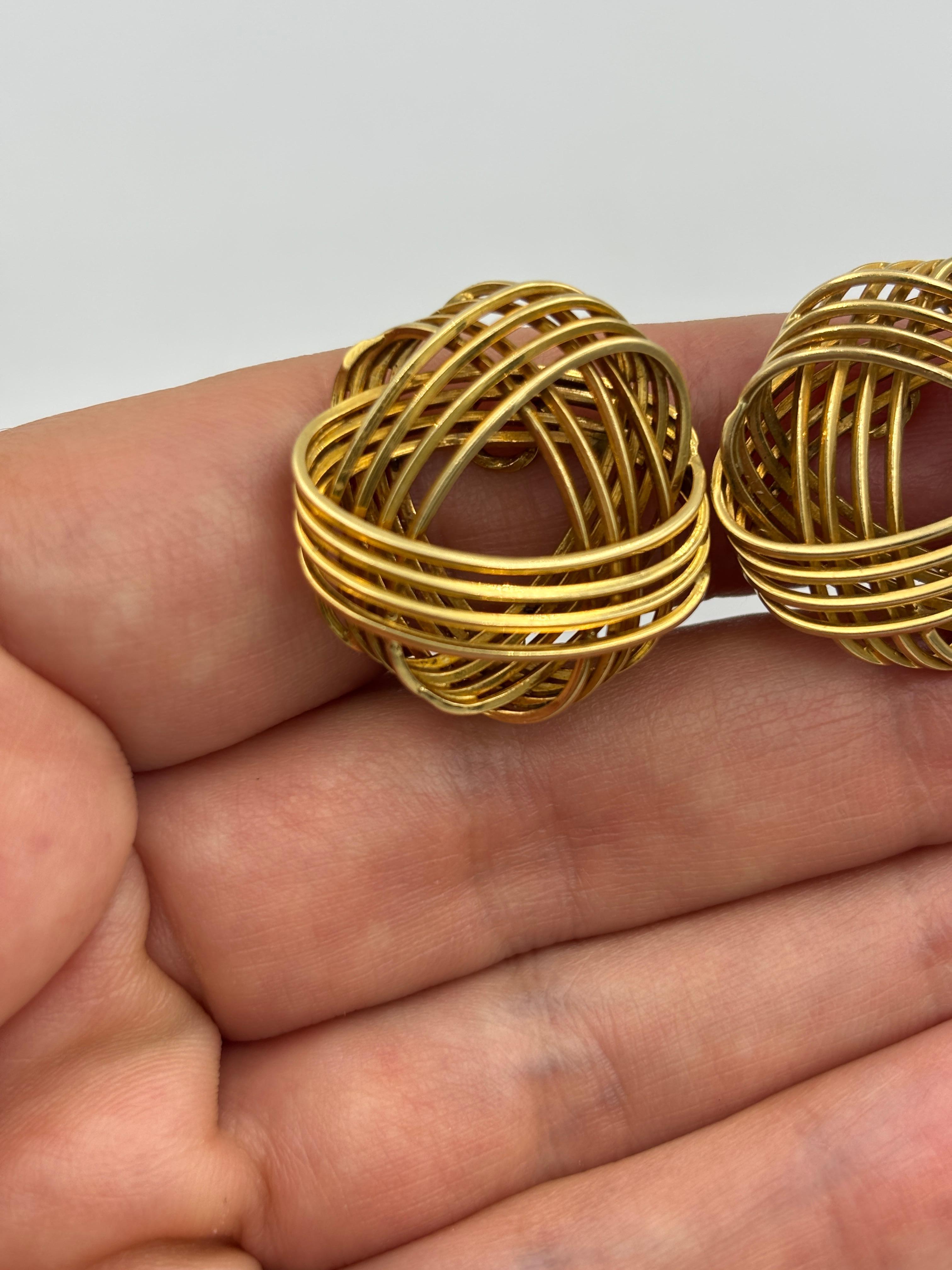 Orecchini con nodo a clip in oro 18k di Ilias Lalaounis del 1970 in vendita 2