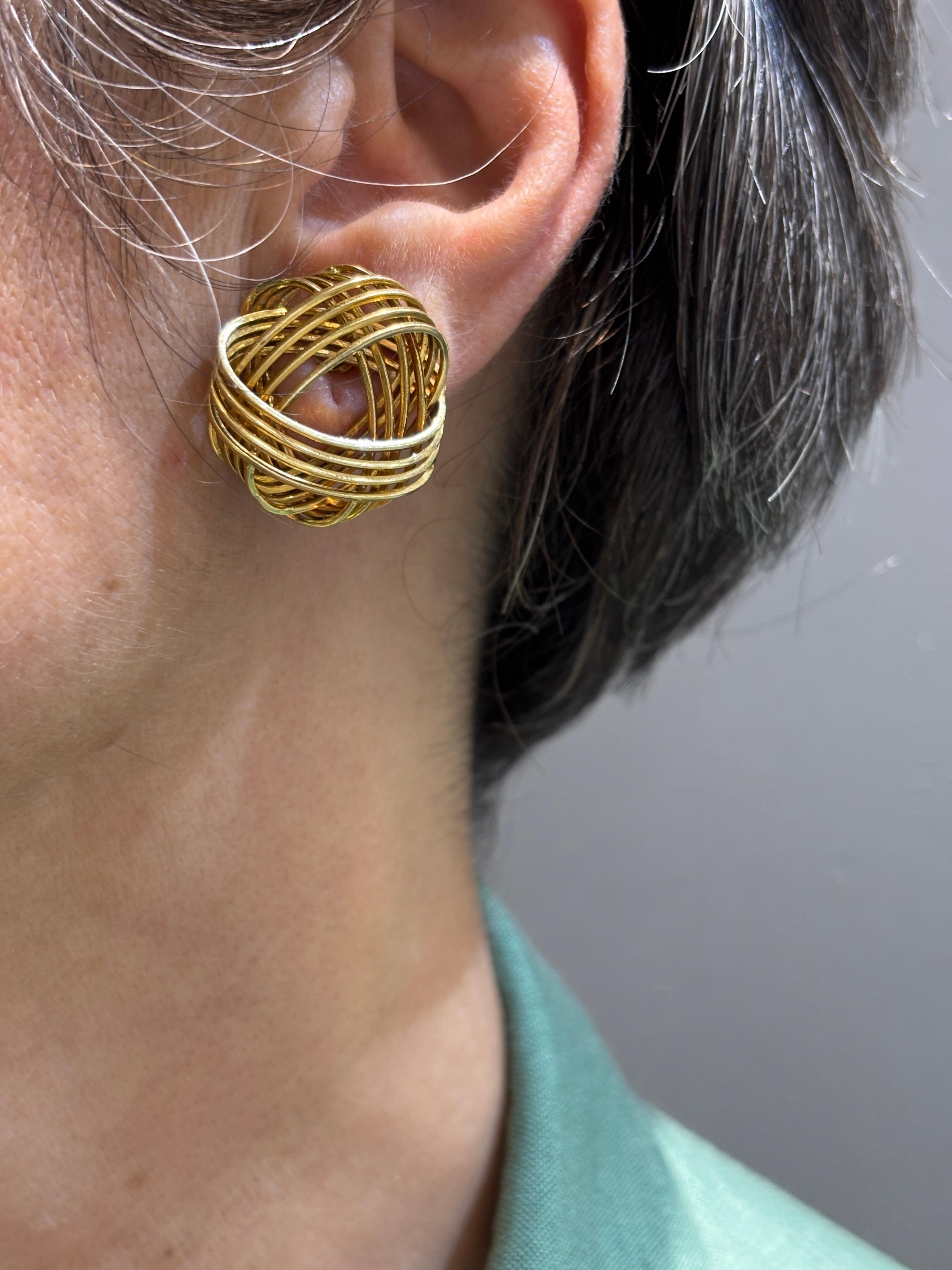 Orecchini con nodo a clip in oro 18k di Ilias Lalaounis del 1970 in vendita 4