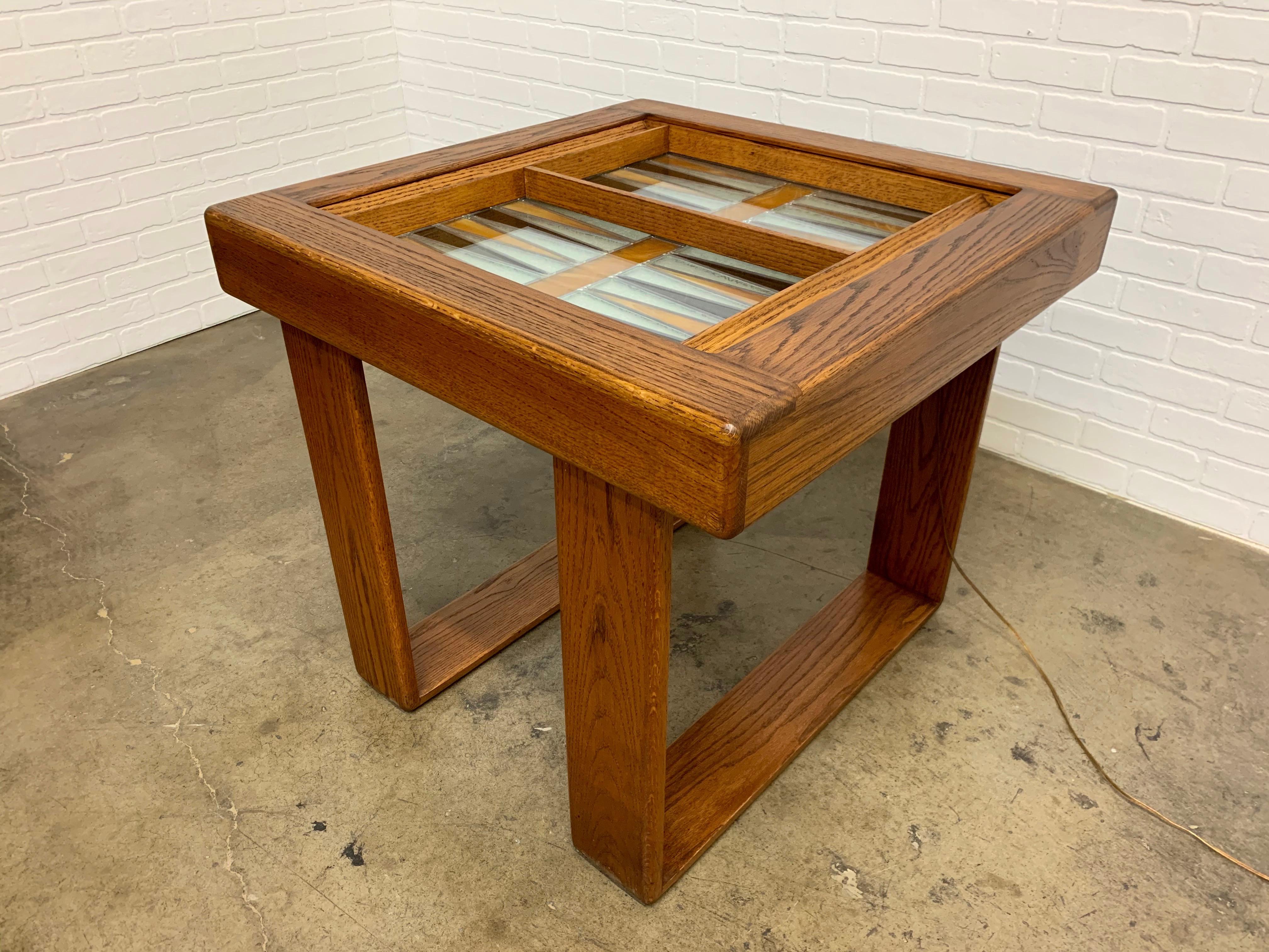 1970s Illuminated Stained Glass Backgammon Table In Good Condition In Denton, TX