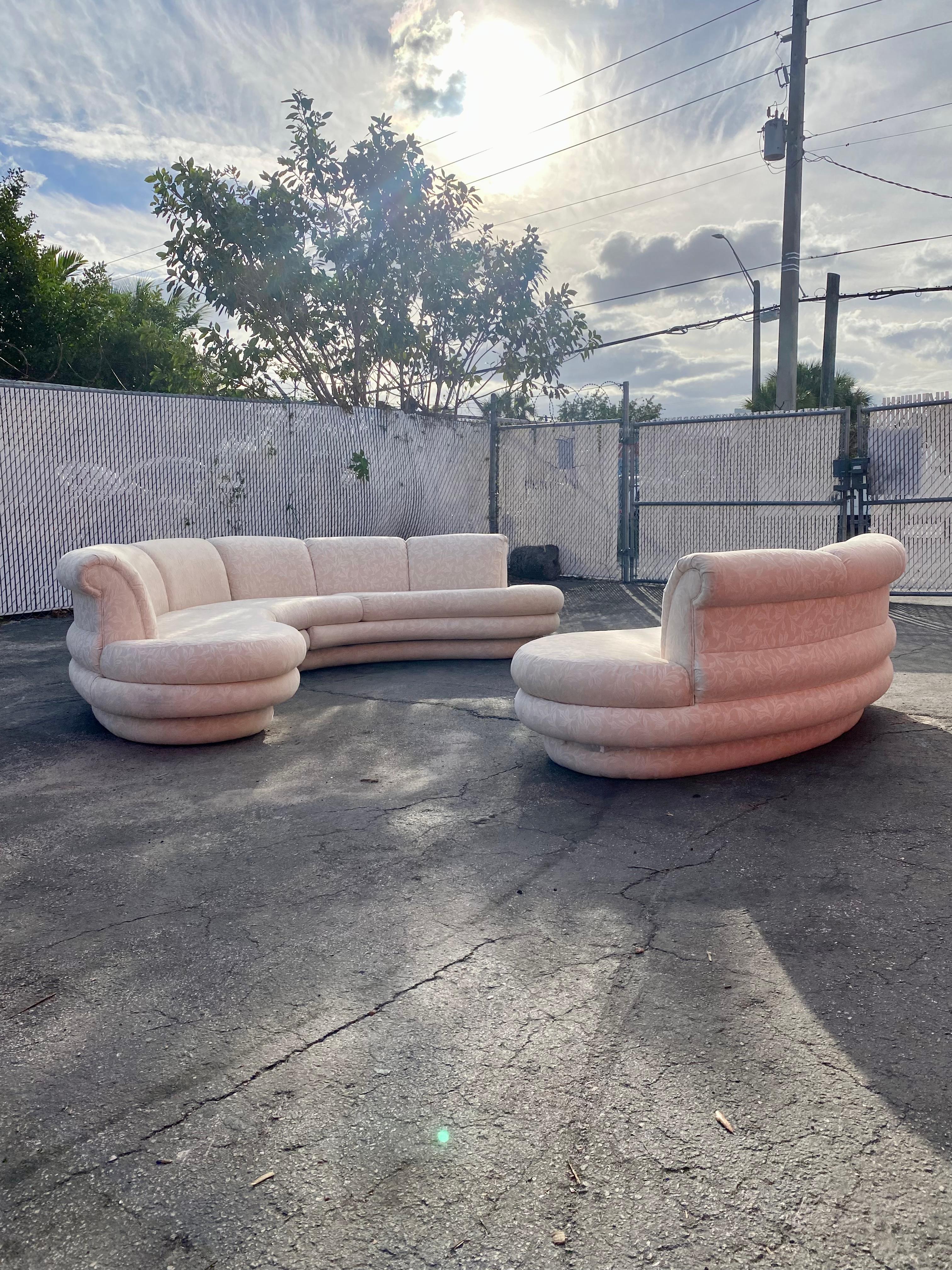 On offer on this occasion is one of the most stunning, rare sectional you could hope to find. Outstanding design is exhibited throughout. The beautiful sectional is statement piece which is also extremely comfortable and packed with personality!!