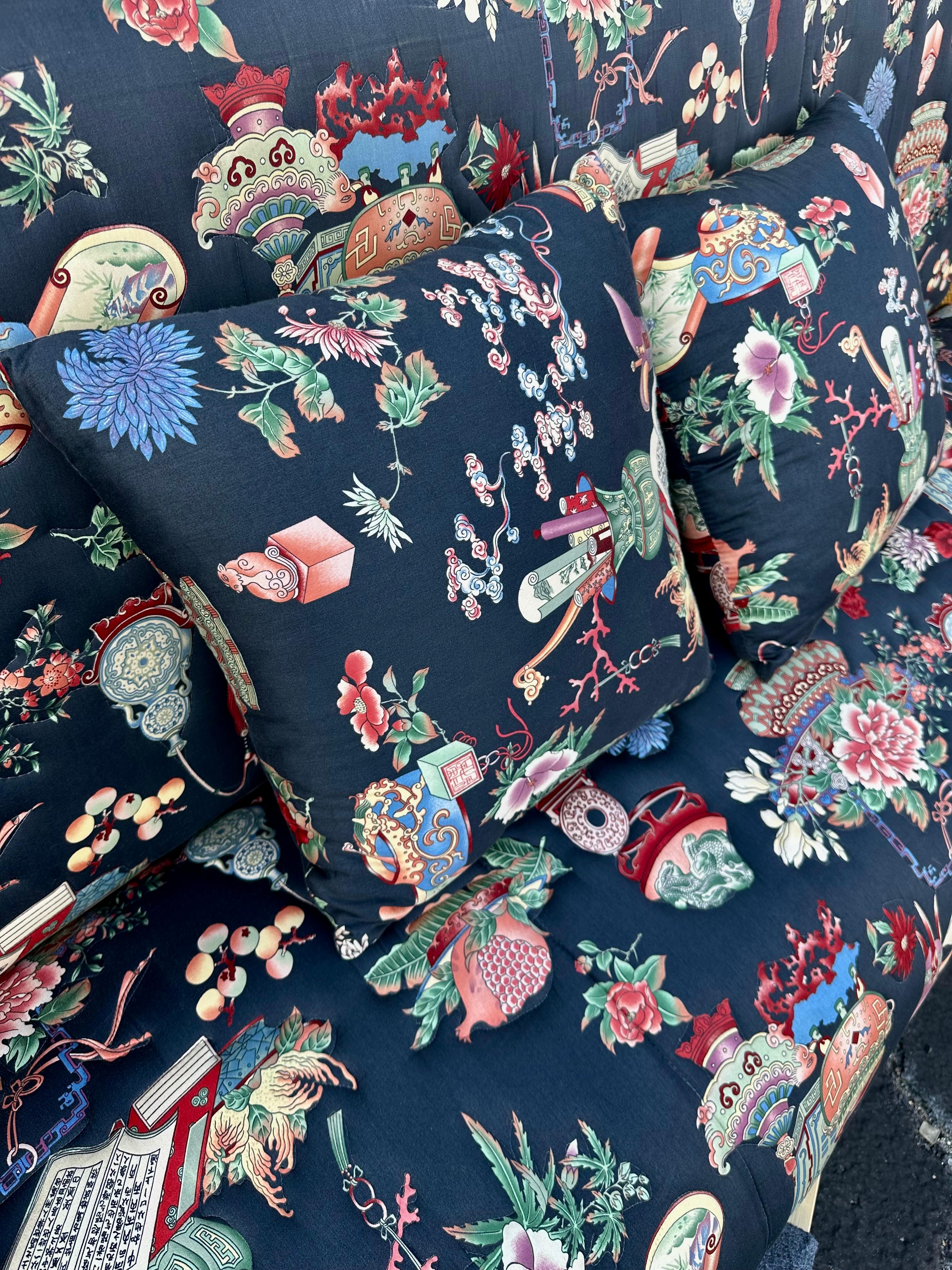 1970s Inmaculada acolchado estilo Chinoiserie Ratán Reed Sofá en venta 13