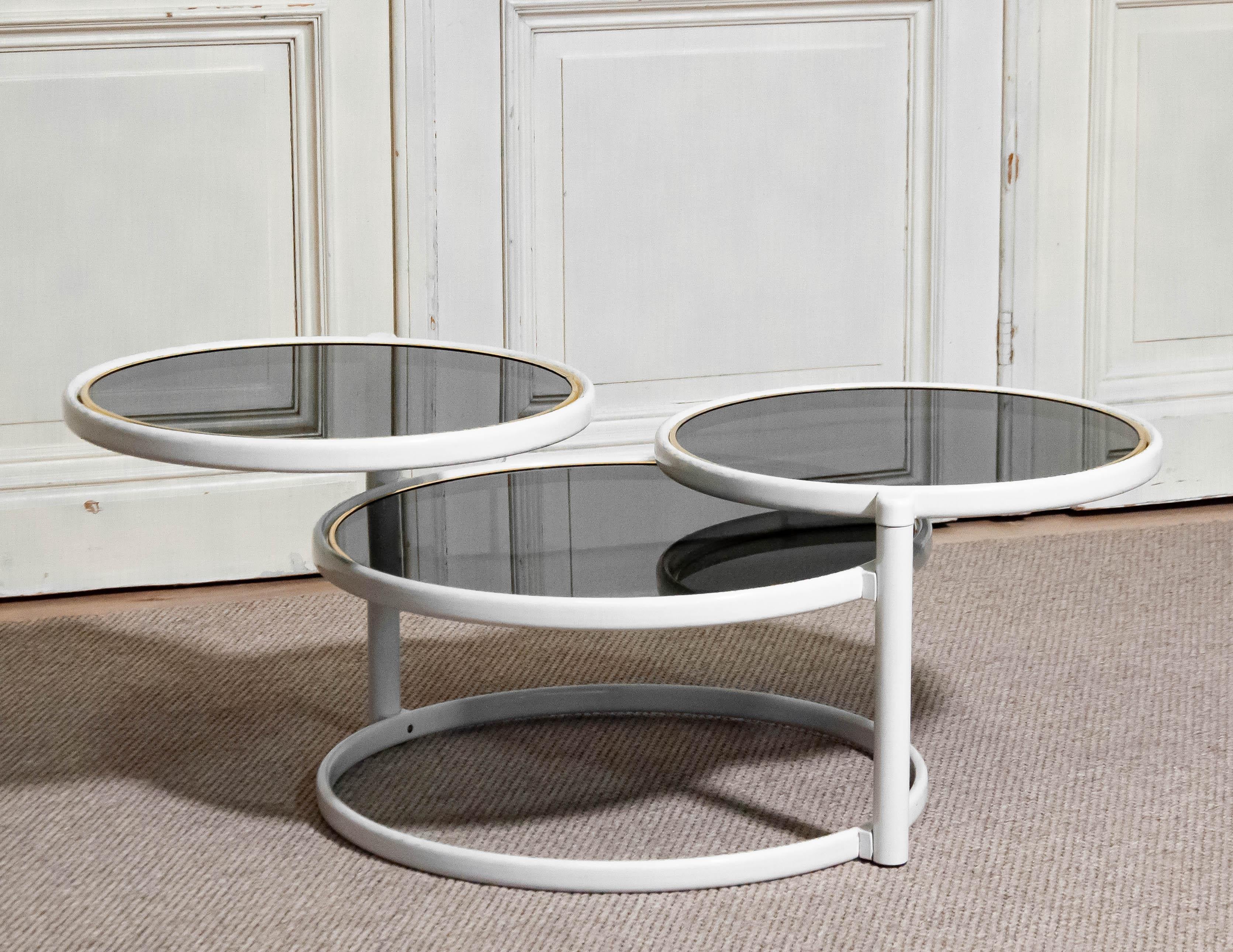 1970s  Nello stile del tavolino Milo Baughman in vendita 1