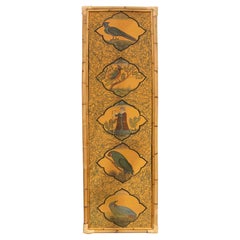 1970er INDO- persische dekorative Tafel mit Vögeln und Figur, gerahmt in Bambus