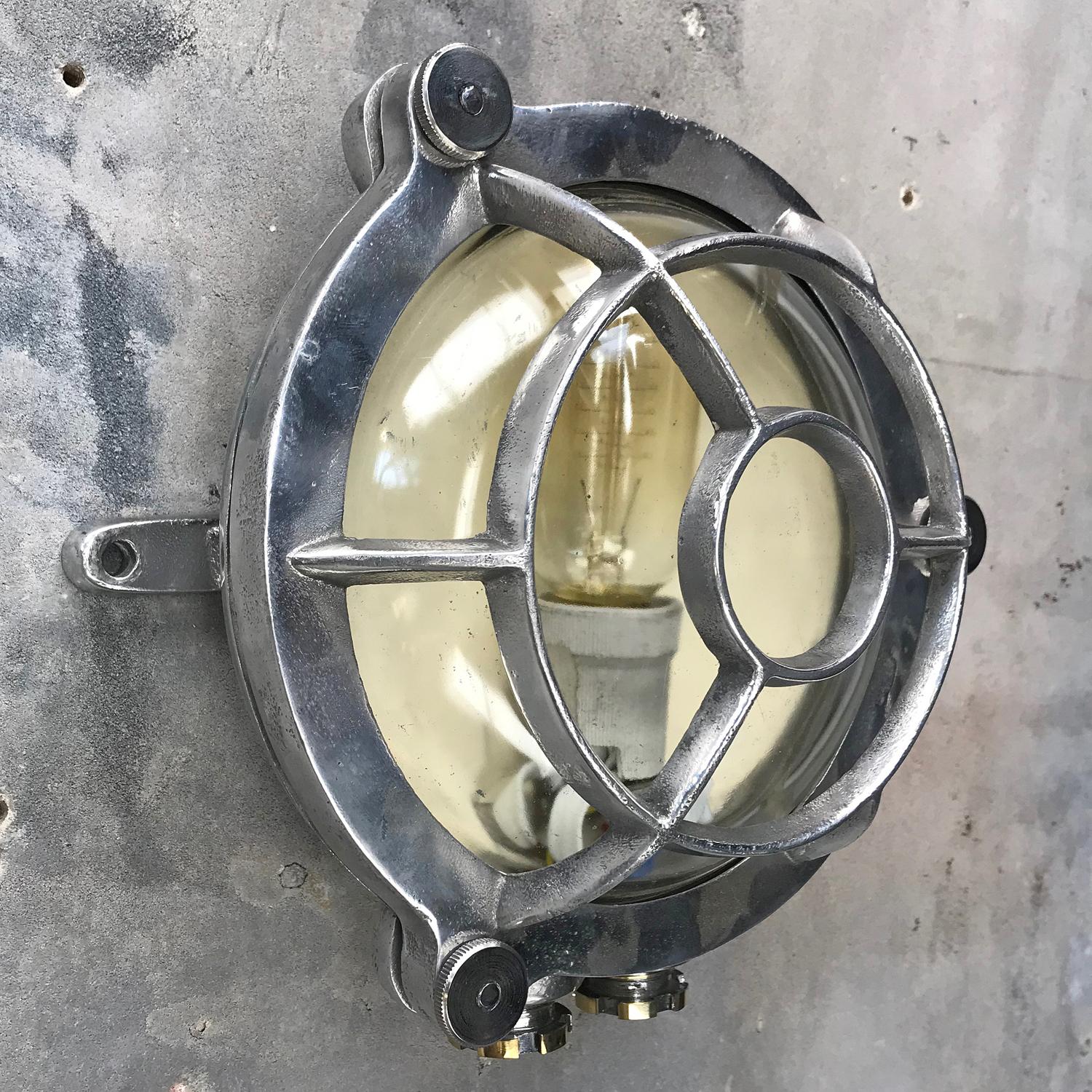 1970s Industrial Aluminium Circular Wall Light, Glass Dome and Edison Bulb For Sale 4