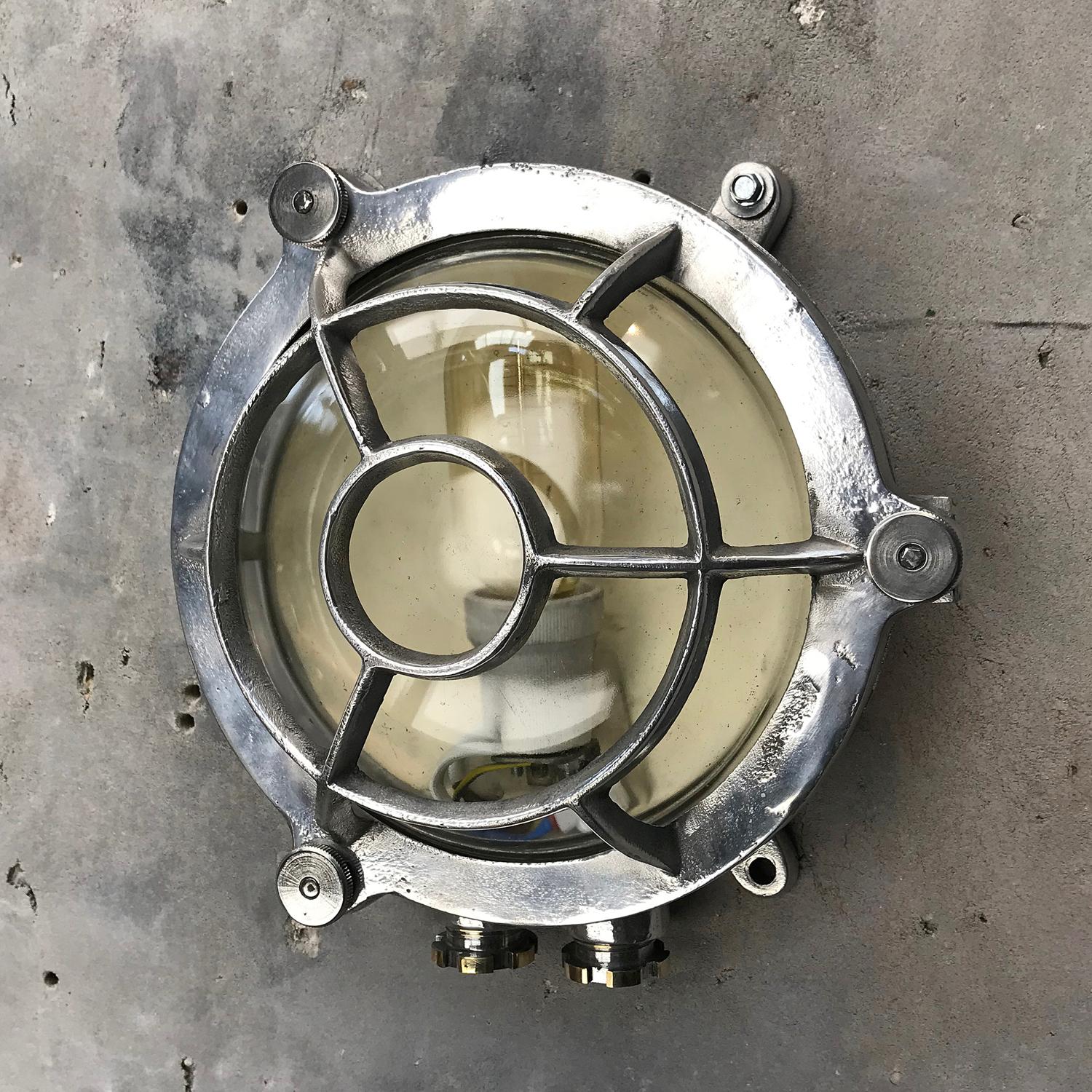 1970s Industrial Aluminium Circular Wall Light, Glass Dome and Edison Bulb For Sale 5