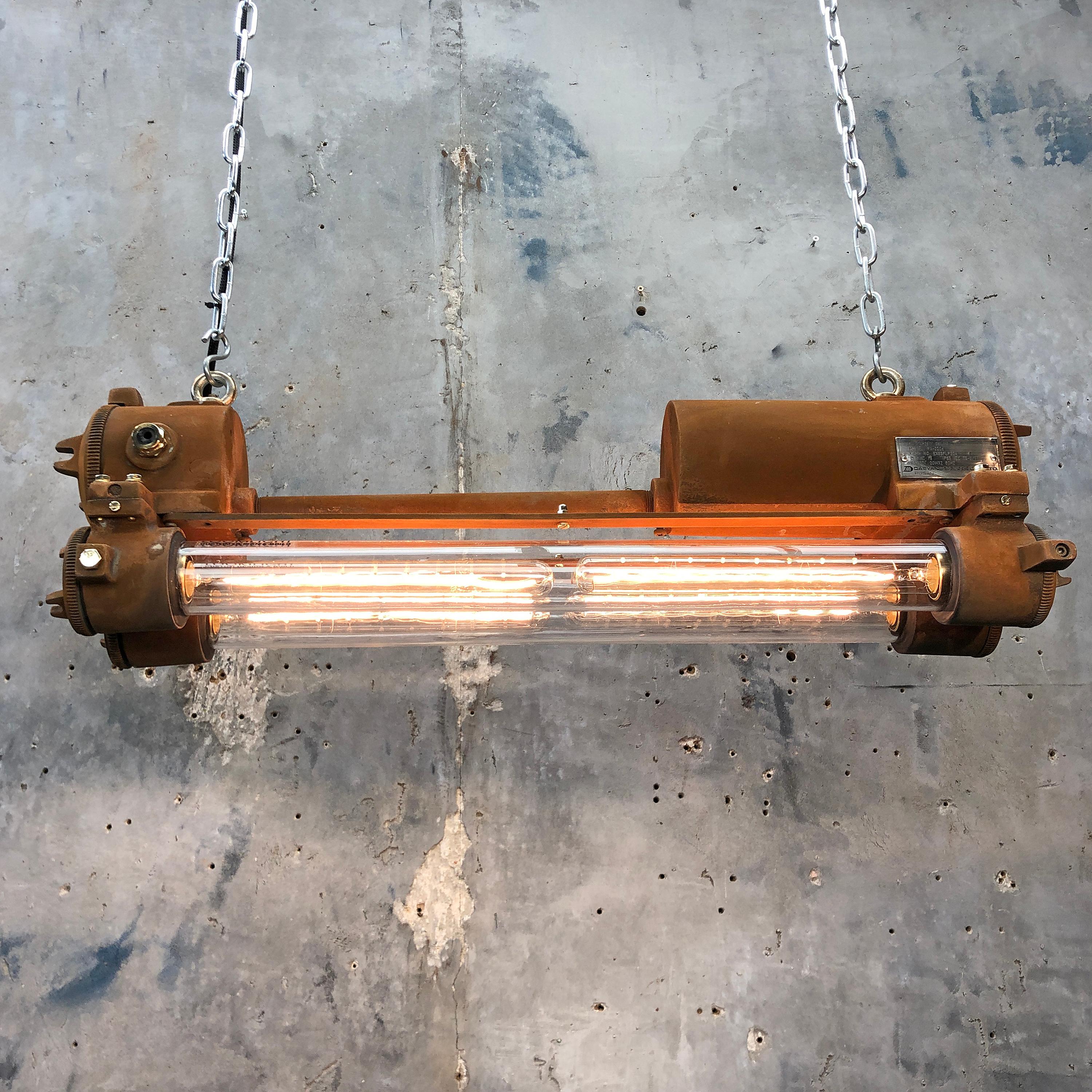 Industrielle Edison-Leuchte aus Aluminiumguss und Messing, Flammenfest, Rost (Ende des 20. Jahrhunderts) im Angebot