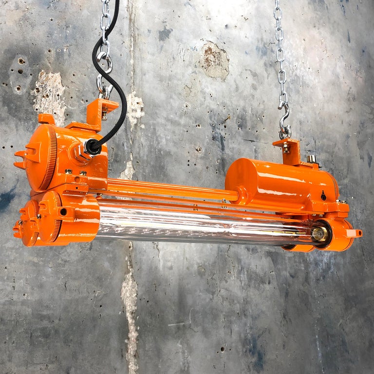 Korean flame proof Edison LED twin strip light made by Daeyang in the 1970s with bespoke signal orange finish.

Original item salvaged from supertankers and military vessels then professionally restored.

A real example of vintage industrial