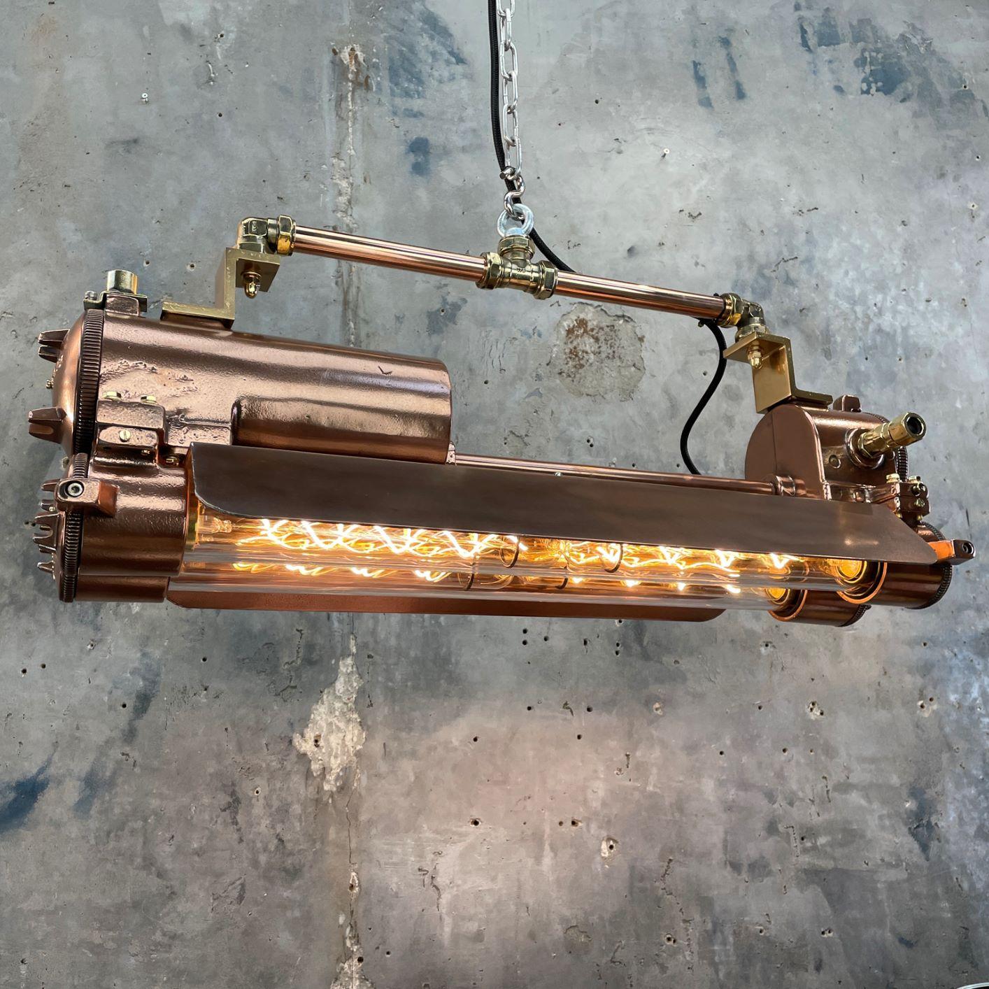 Industrielle Deckenstreifenleuchte aus Kupfer und Messing aus den 1970er Jahren, feuerfeste LED-Röhren im Angebot 10