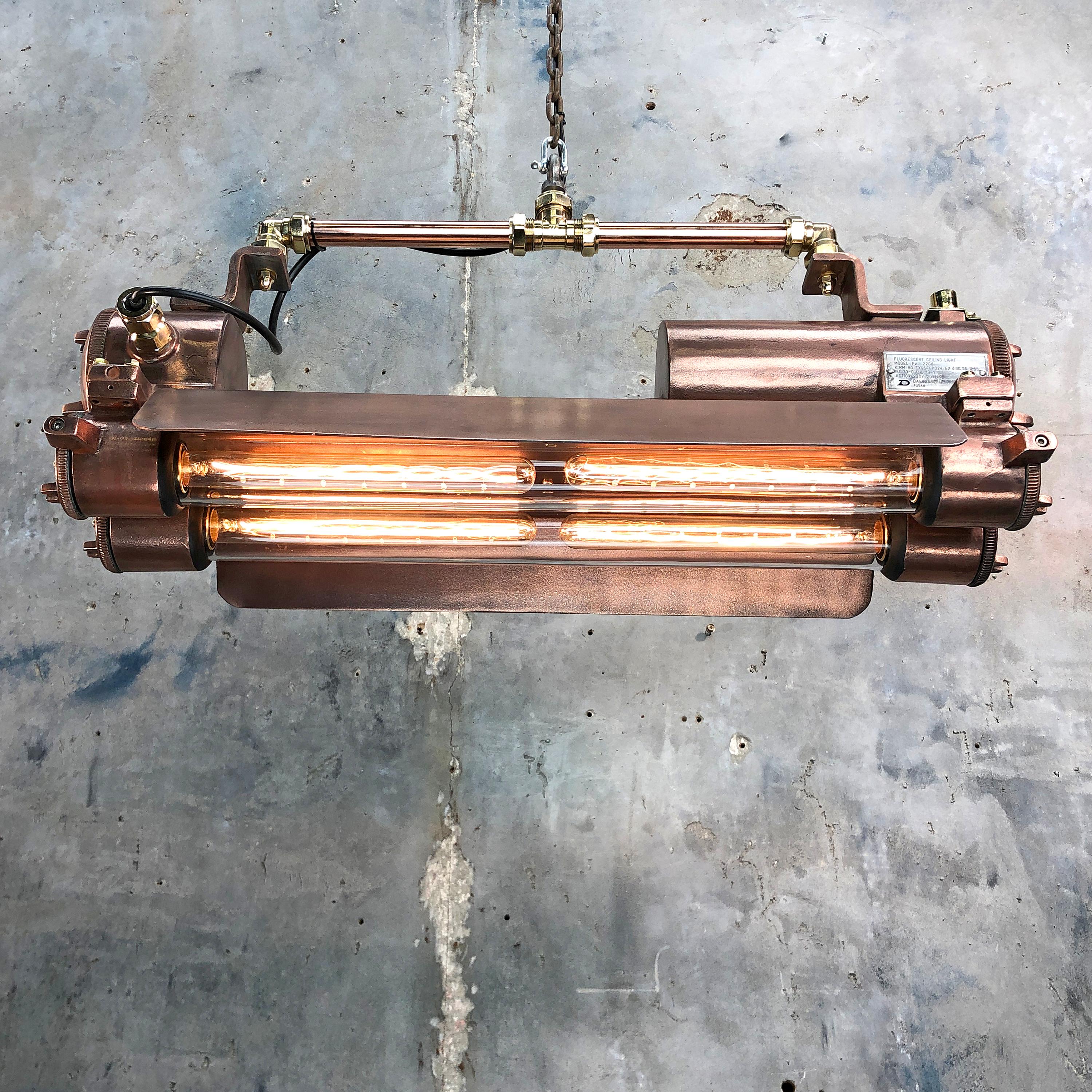 lampe en tube de cuivre