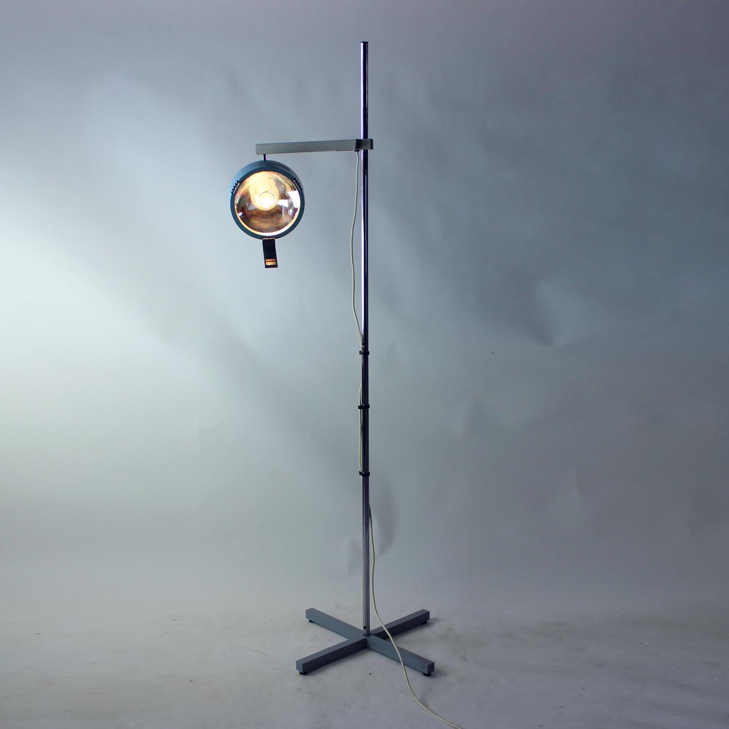 1970er Industrie-Arztlampe von Fax, Tschechoslowakei (Industriell) im Angebot