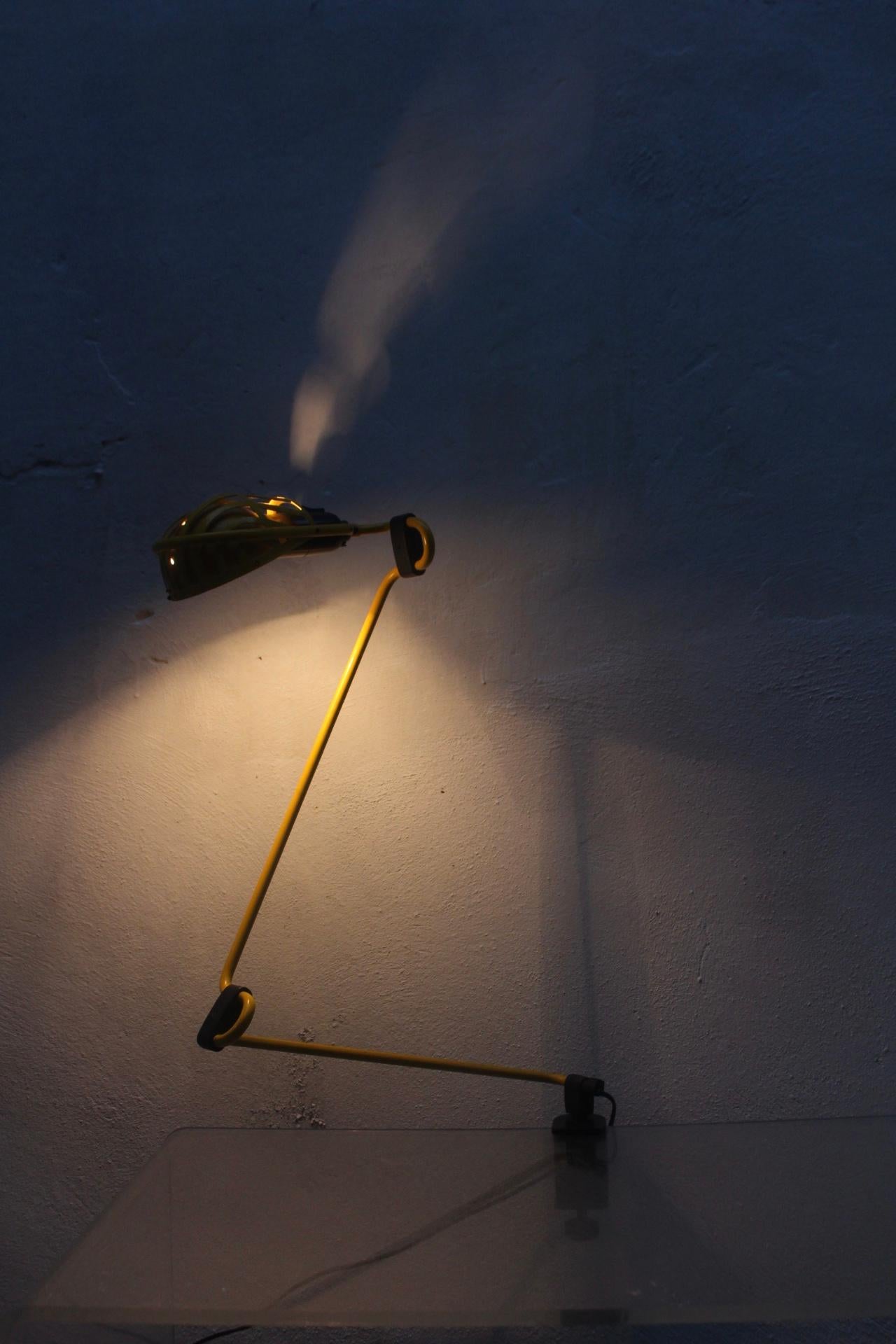 Midcentury Industrial Italian Igloo Desk Lamp by Tommaso Cimini for Lumina, 1970 For Sale 7