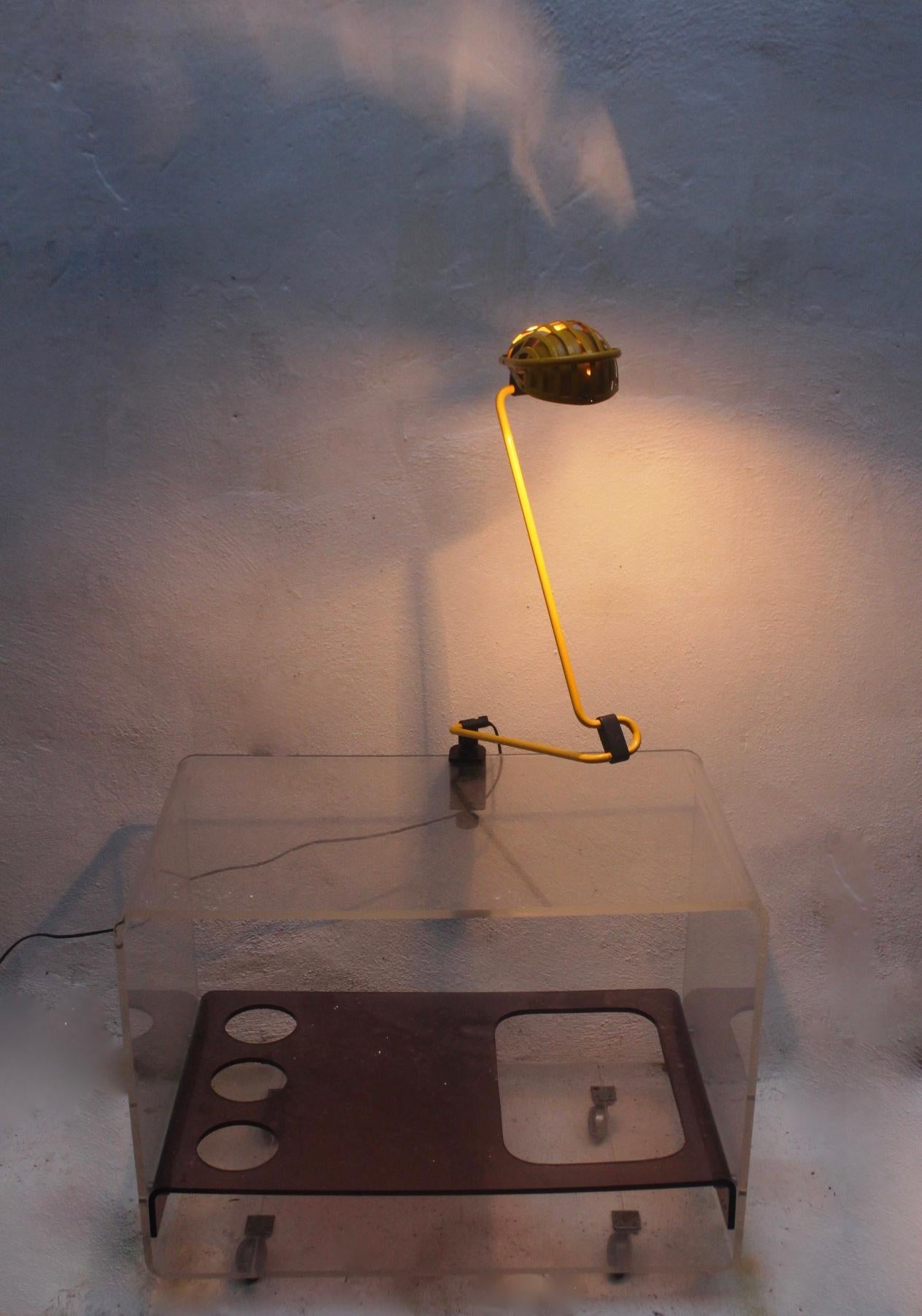 Post-Modern Midcentury Industrial Italian Igloo Desk Lamp by Tommaso Cimini for Lumina, 1970 For Sale