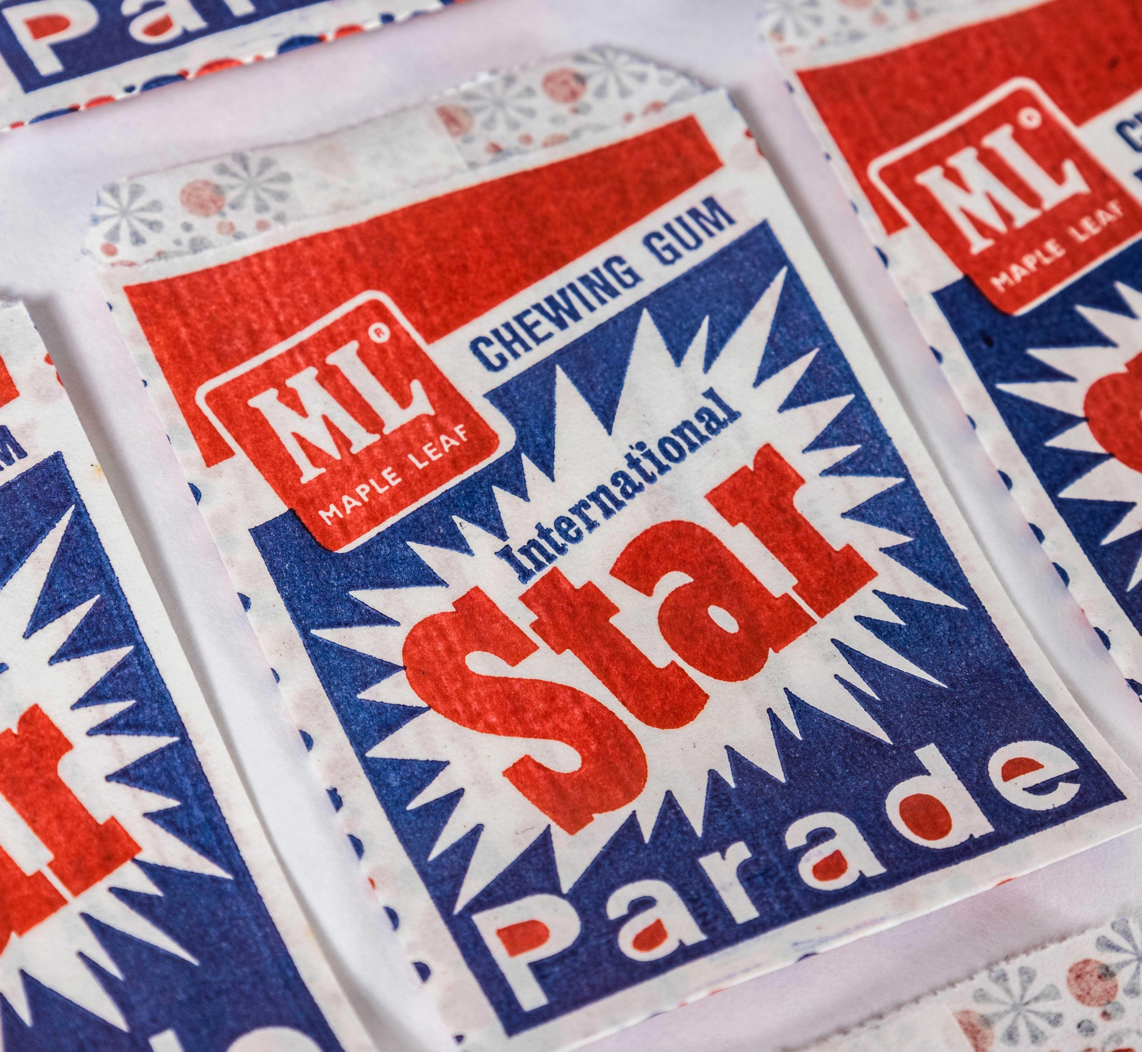 Carta Sacchetti di gomme da masticare International Star Parade degli anni '70 - Confezione da venti in vendita