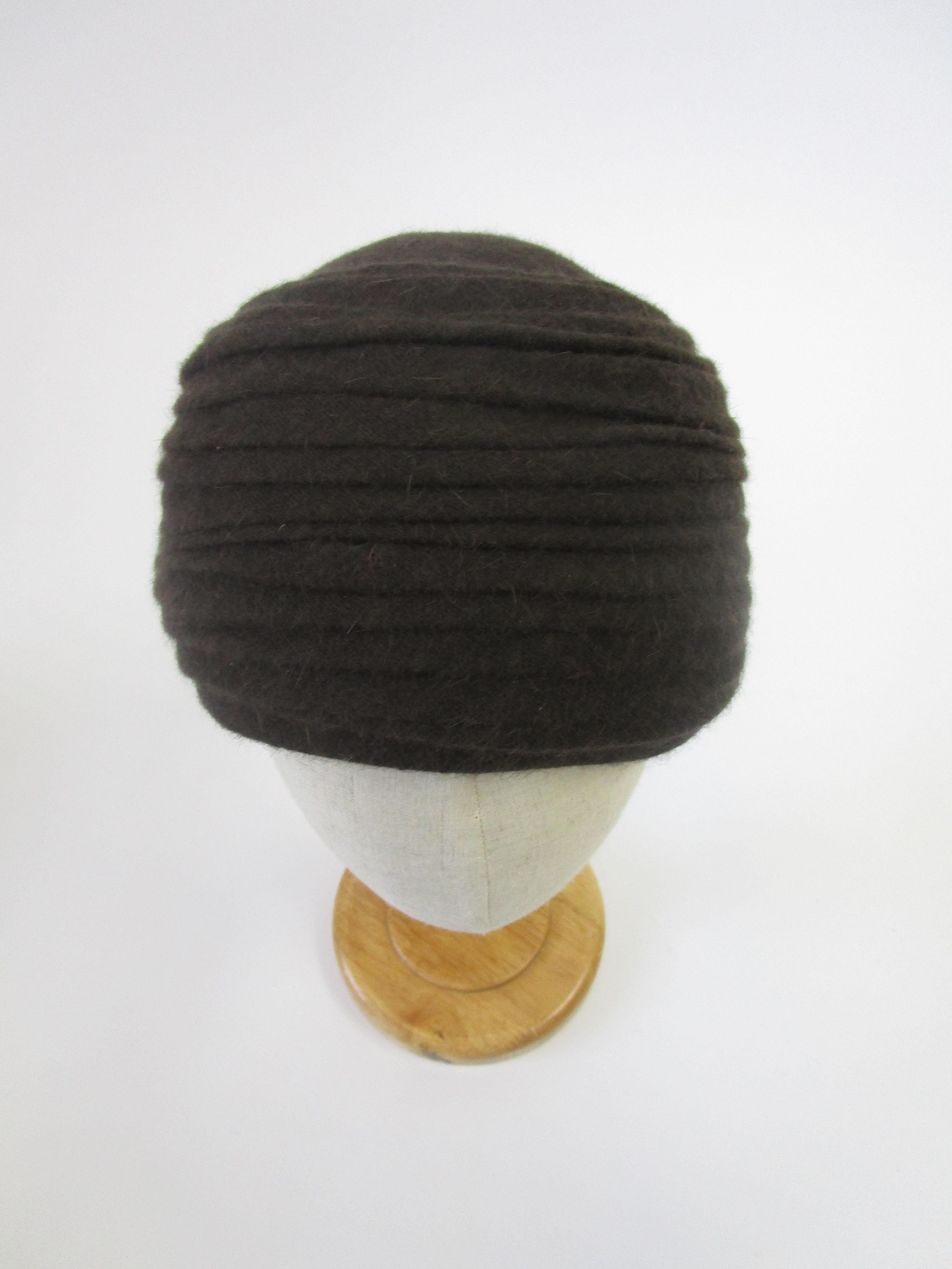Women's 1970s Irene of New York Dark Grey Knit Turban For Sale