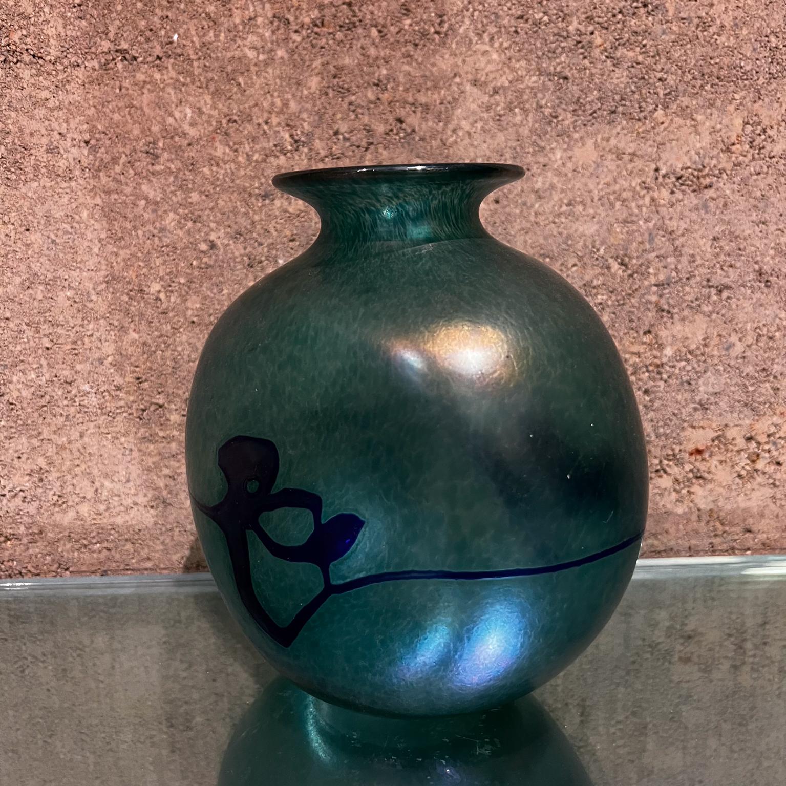 robert held art glass vase