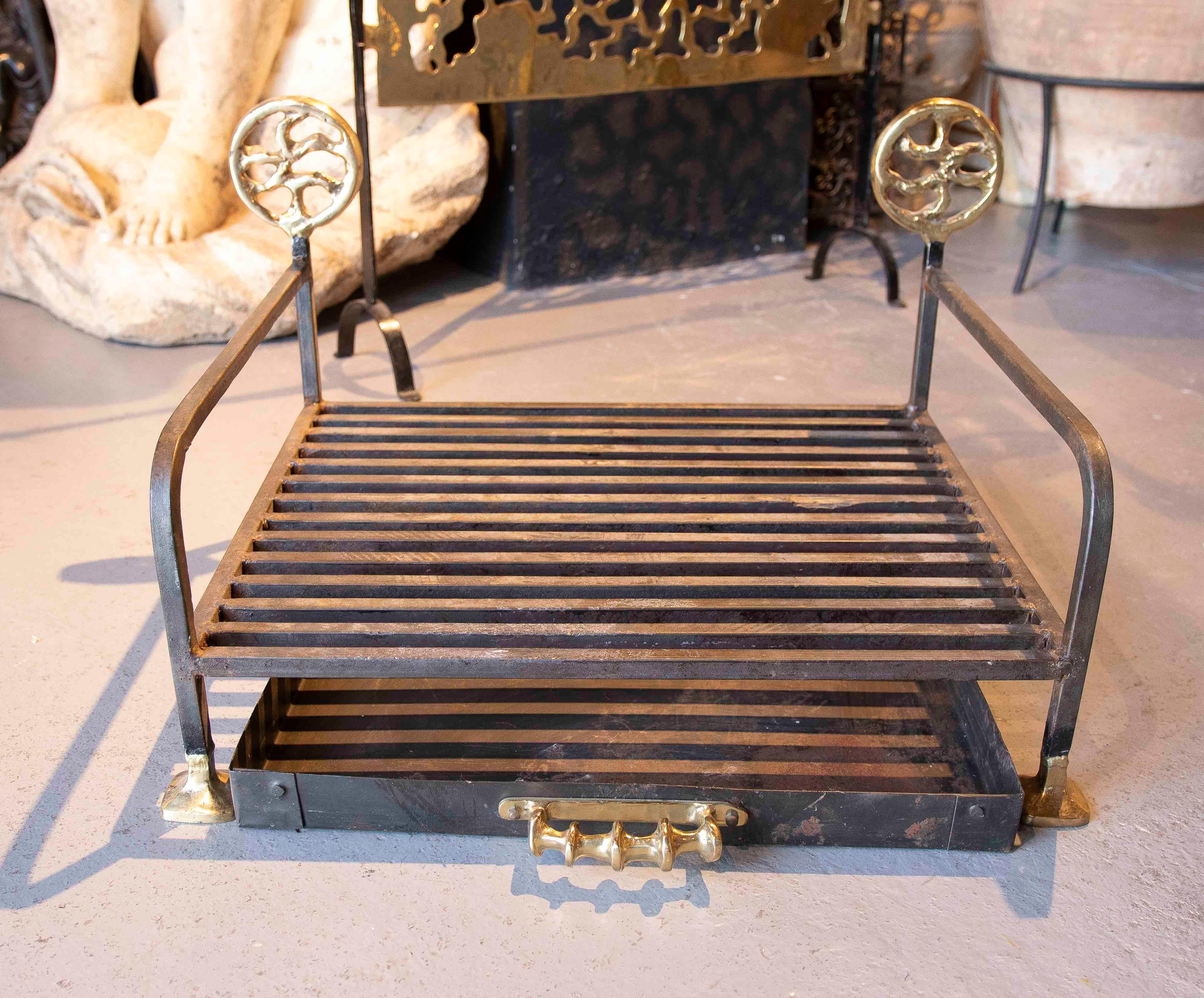 1970s Iron and Bronze Fireplace Log Holder by artist David Marshall For Sale 7