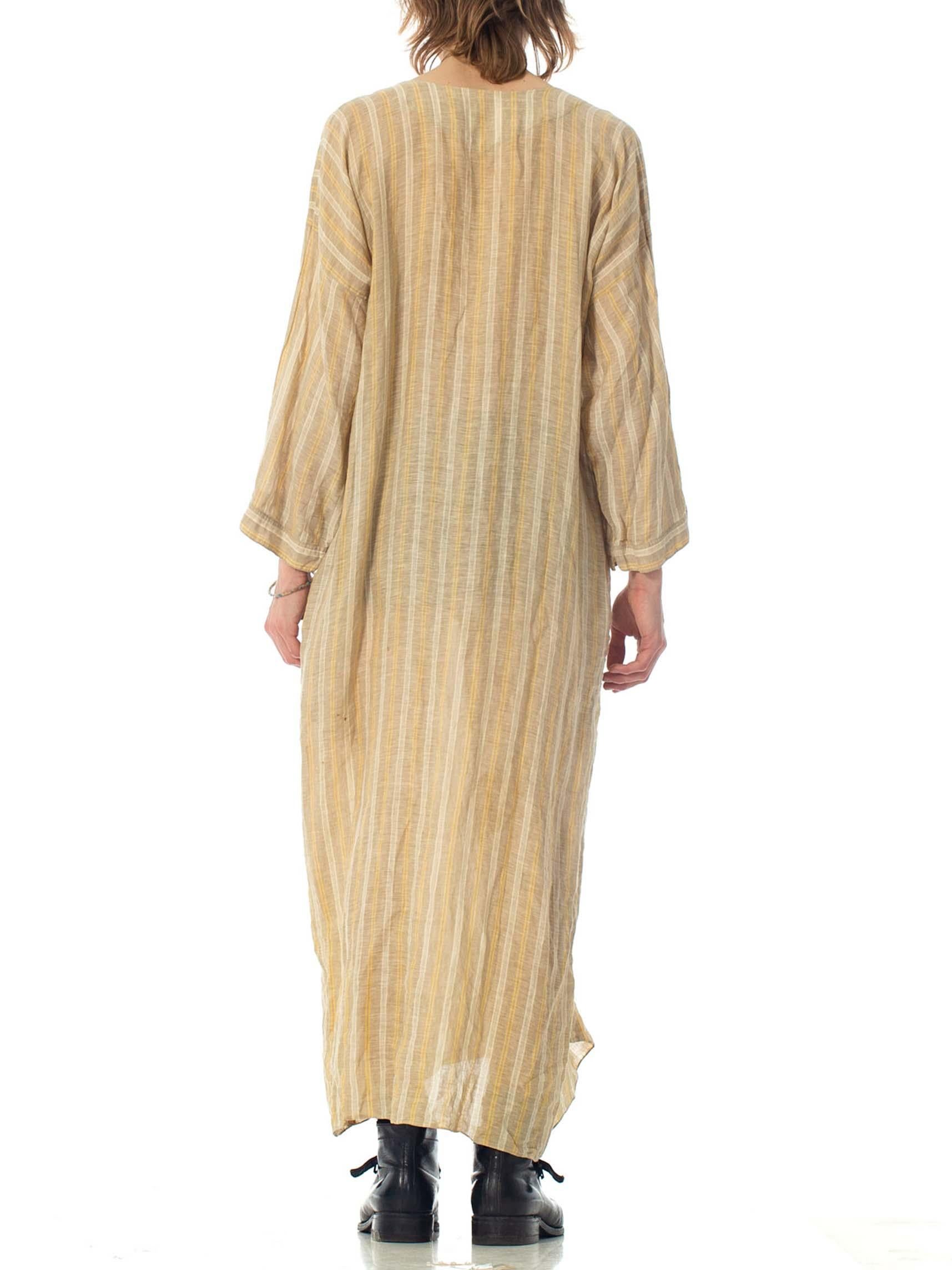 1970S ISSEY MIYAKE STYLE- Style Beige & White Cotton Blend Tunic Duster For Sale 6
