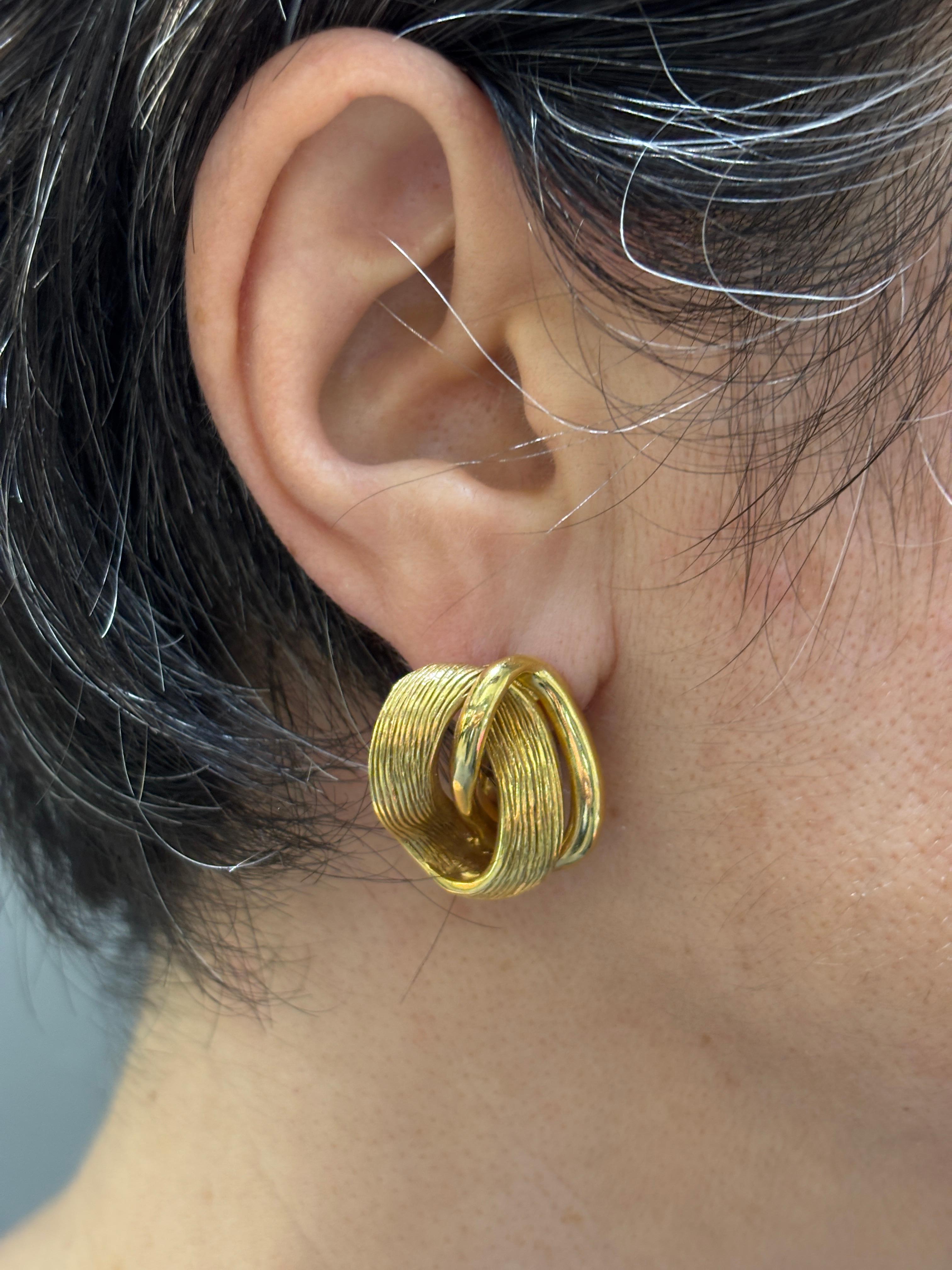 Orecchini a clip in oro 18k italiano degli anni '70 in vendita 5