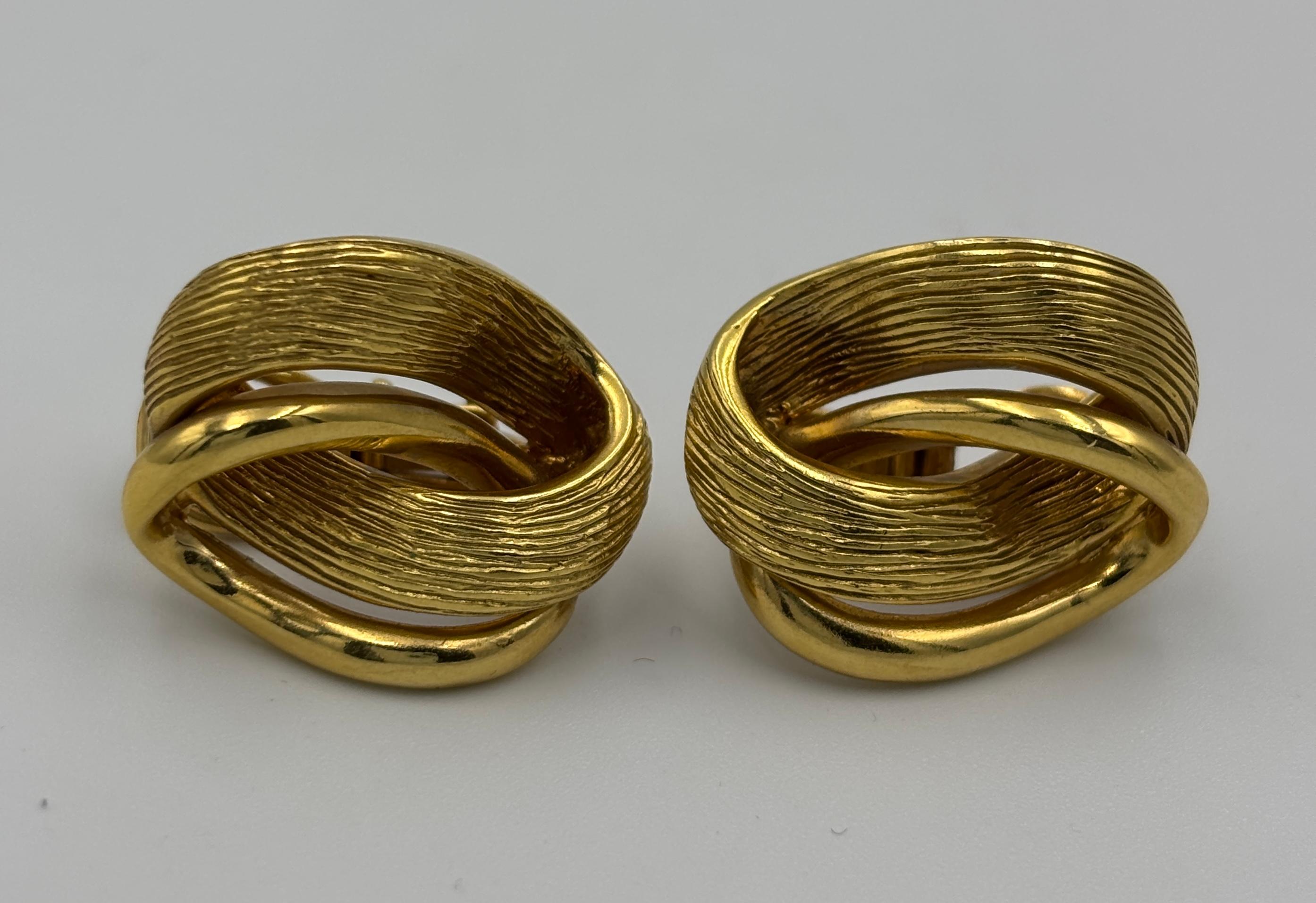 Orecchini a clip in oro 18k italiano degli anni '70 in vendita 3