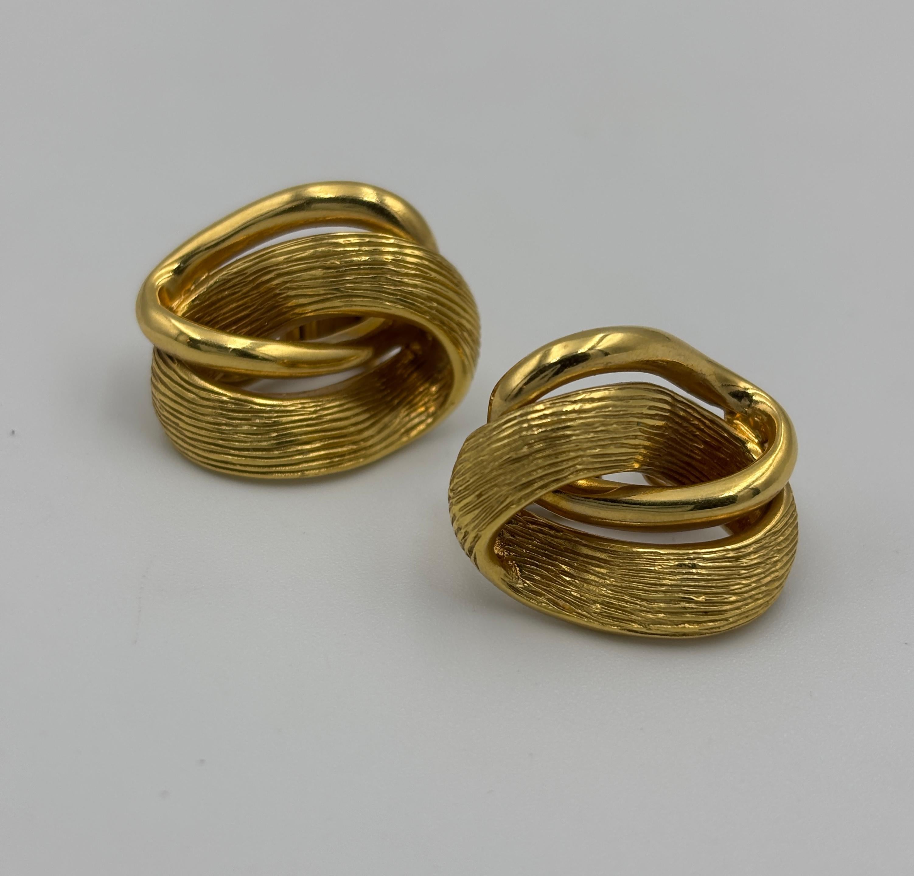 Orecchini a clip in oro 18k italiano degli anni '70 in vendita 4