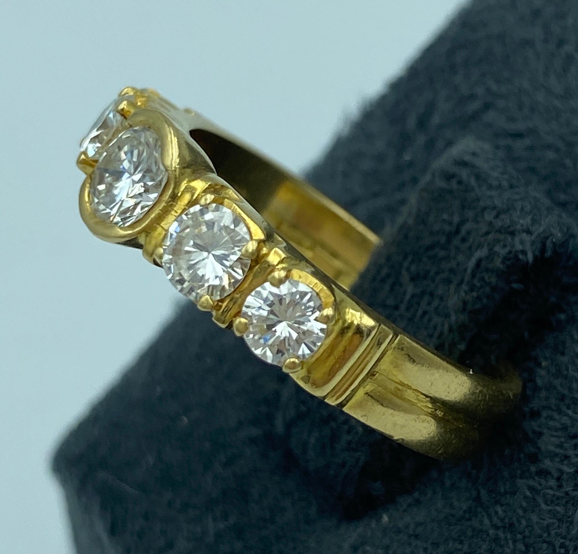 1970er Jahre italienischer Verlobungsring mit 5 Diamanten für Damen oder Herren