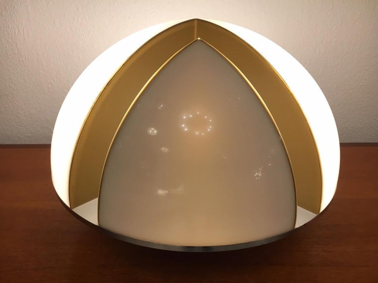 1970s Italian Acrylic and Steel Table Lamp For Sale at 1stDibs