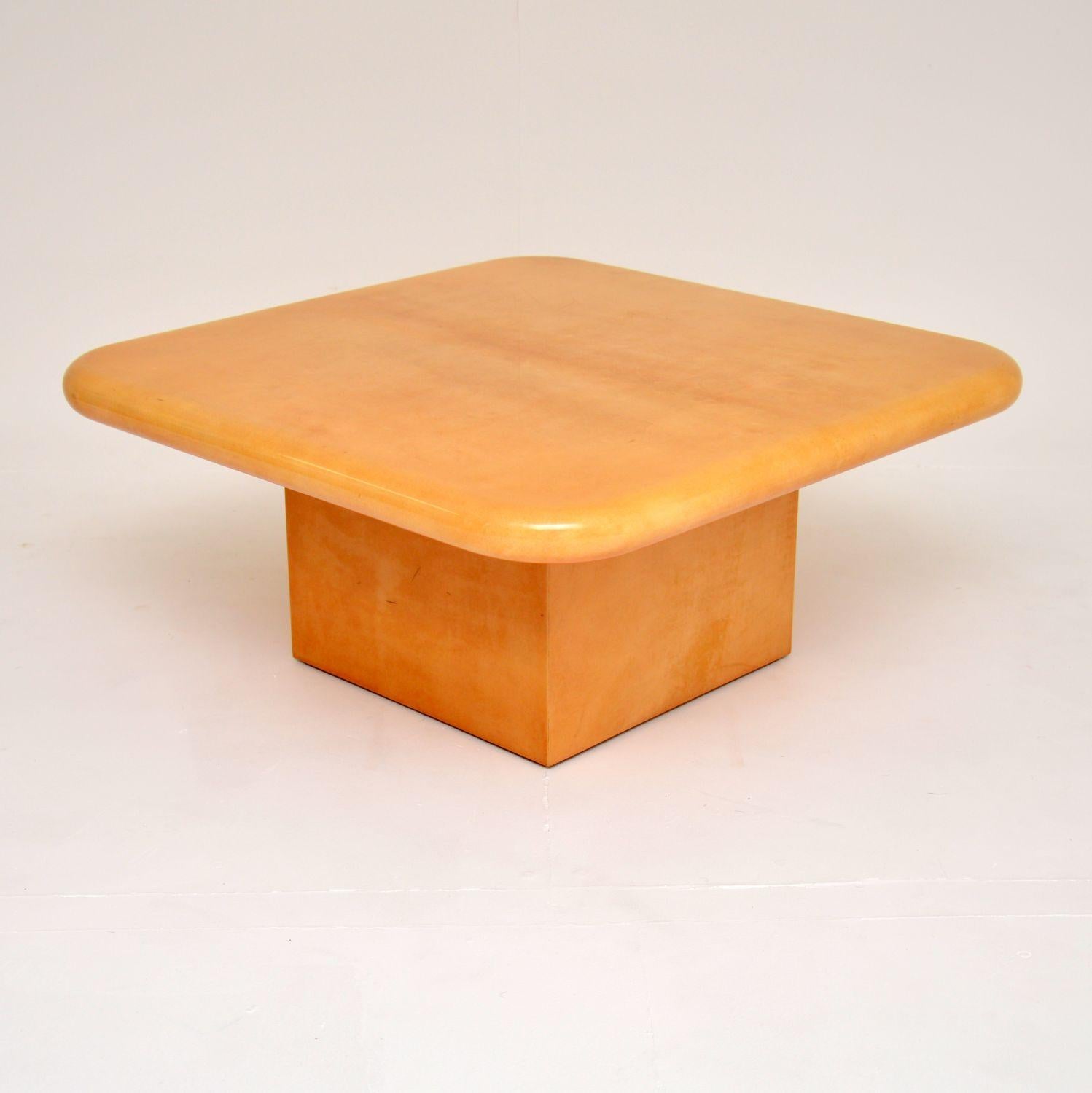 A stunning original vintage Aldo Tura coffee table in lacquered goatskin parchment. This was made made in Italy, it dates from the 1970’s. It is a useful size, and the quality as with all Aldo Tura designs is excellent. With thick edges, it sits on