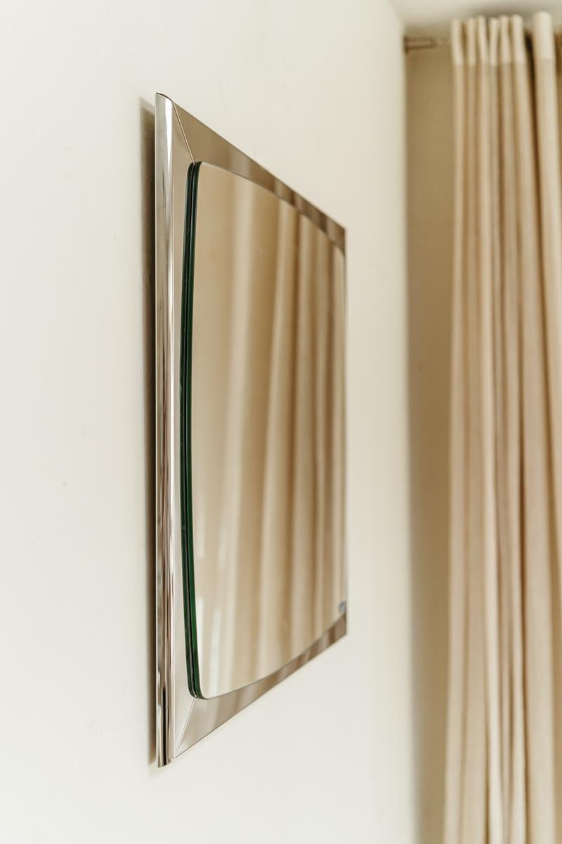 1970's Italian Aluminium Framed Mirror In Good Condition In Brecht, BE