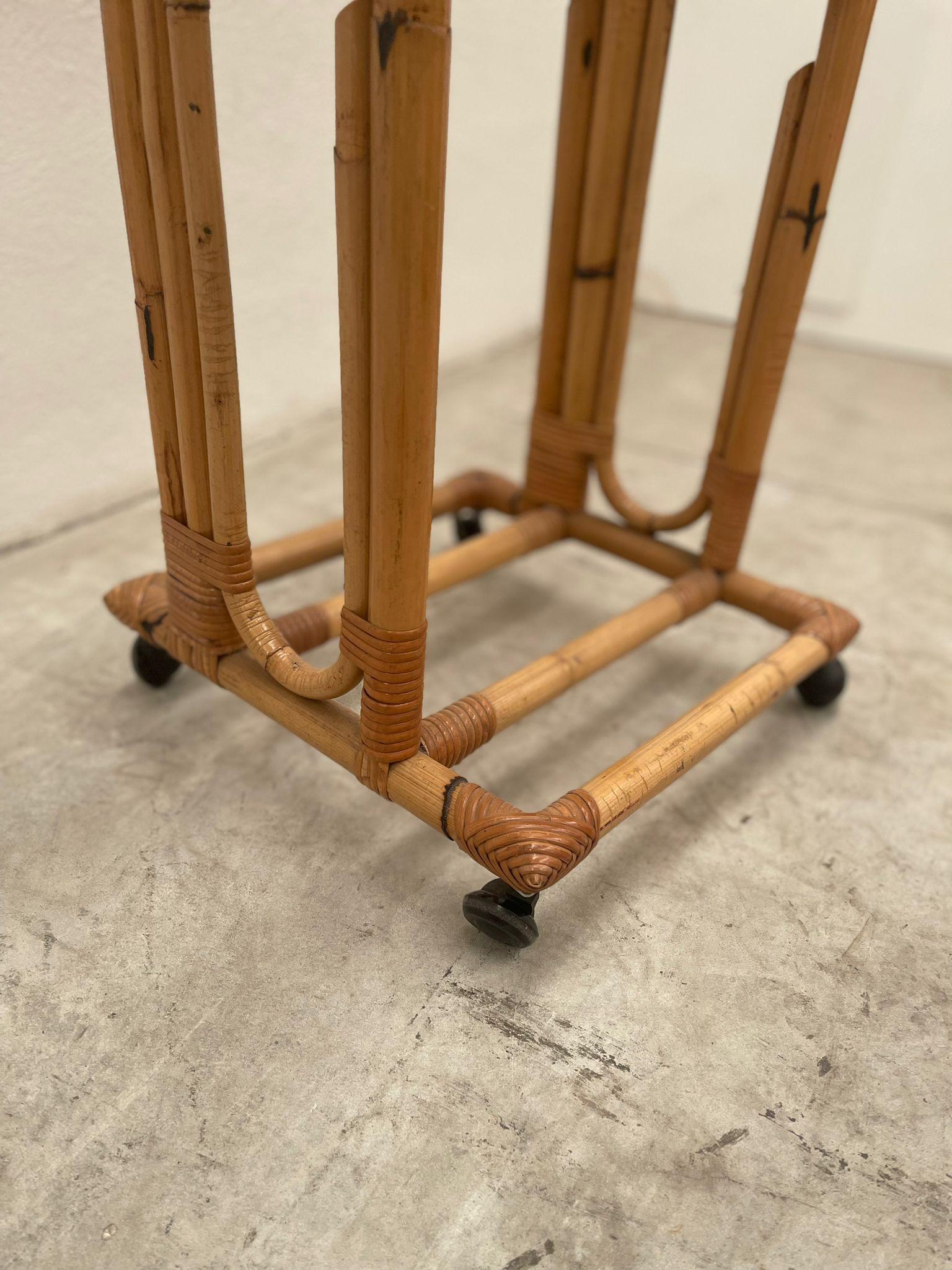1970s Italian Bamboo Coat Rack In Excellent Condition For Sale In Cantù, IT