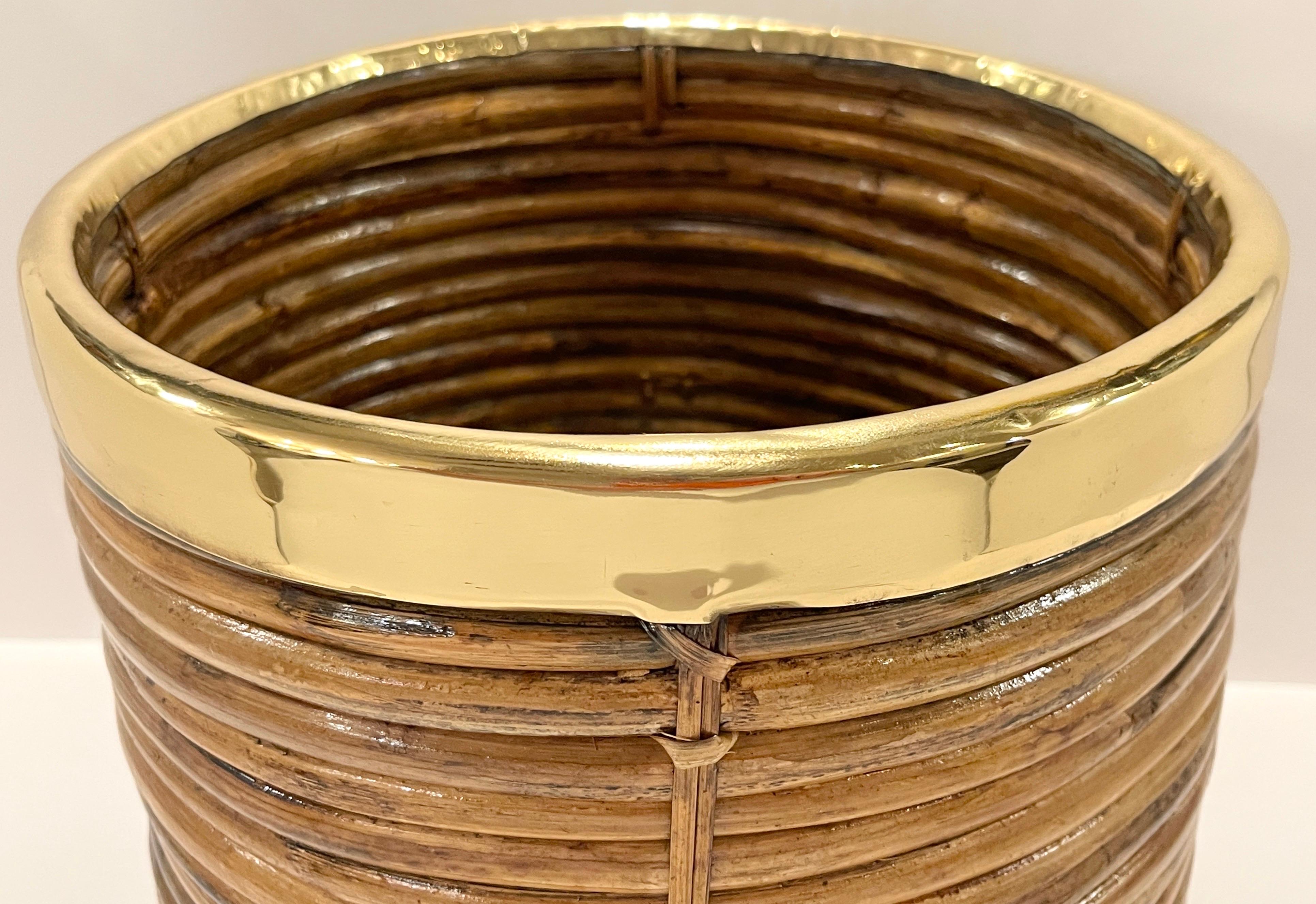 1970s Italian Bamboo/ Rattan Wastepaper Basket with Polished Brass Rim For Sale 3