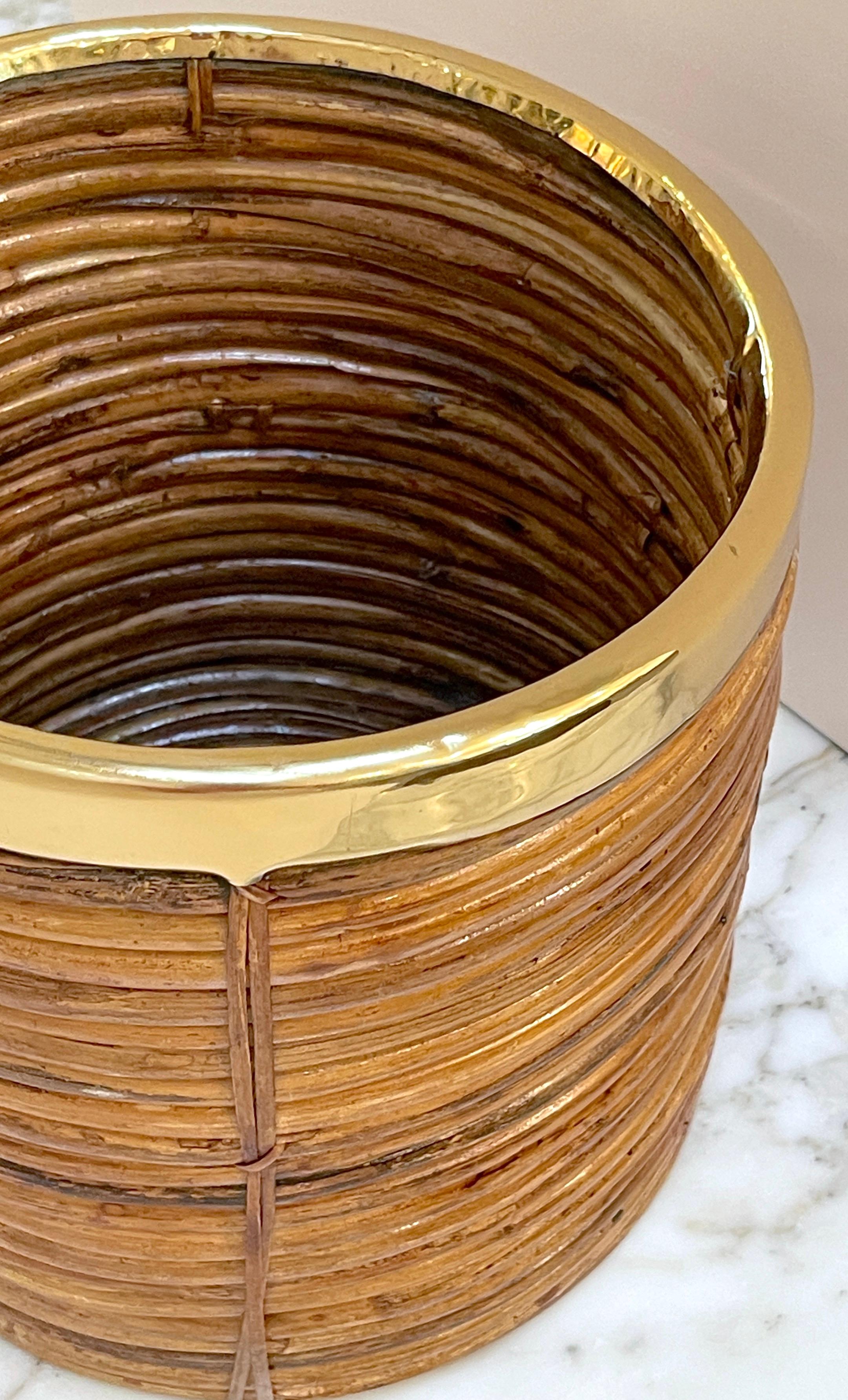 1970s Italian Bamboo/ Rattan Wastepaper Basket with Polished Brass Rim For Sale 4