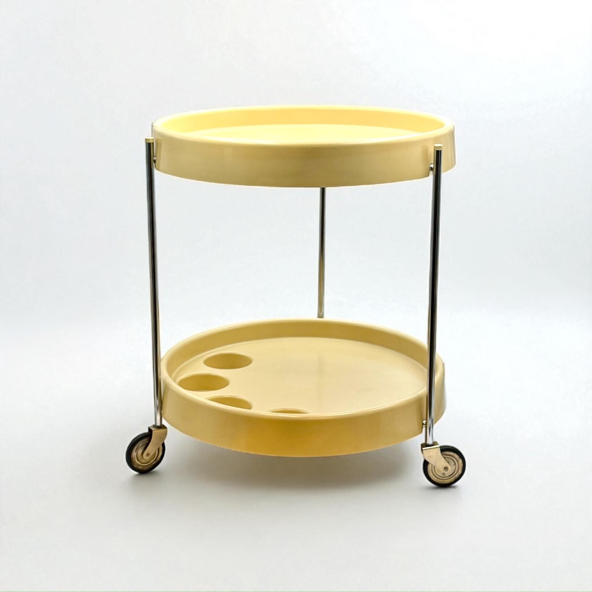 Carrito de bar italiano de los años 70 en plástico beige de Dal Vera con soporte para botellas en venta 3