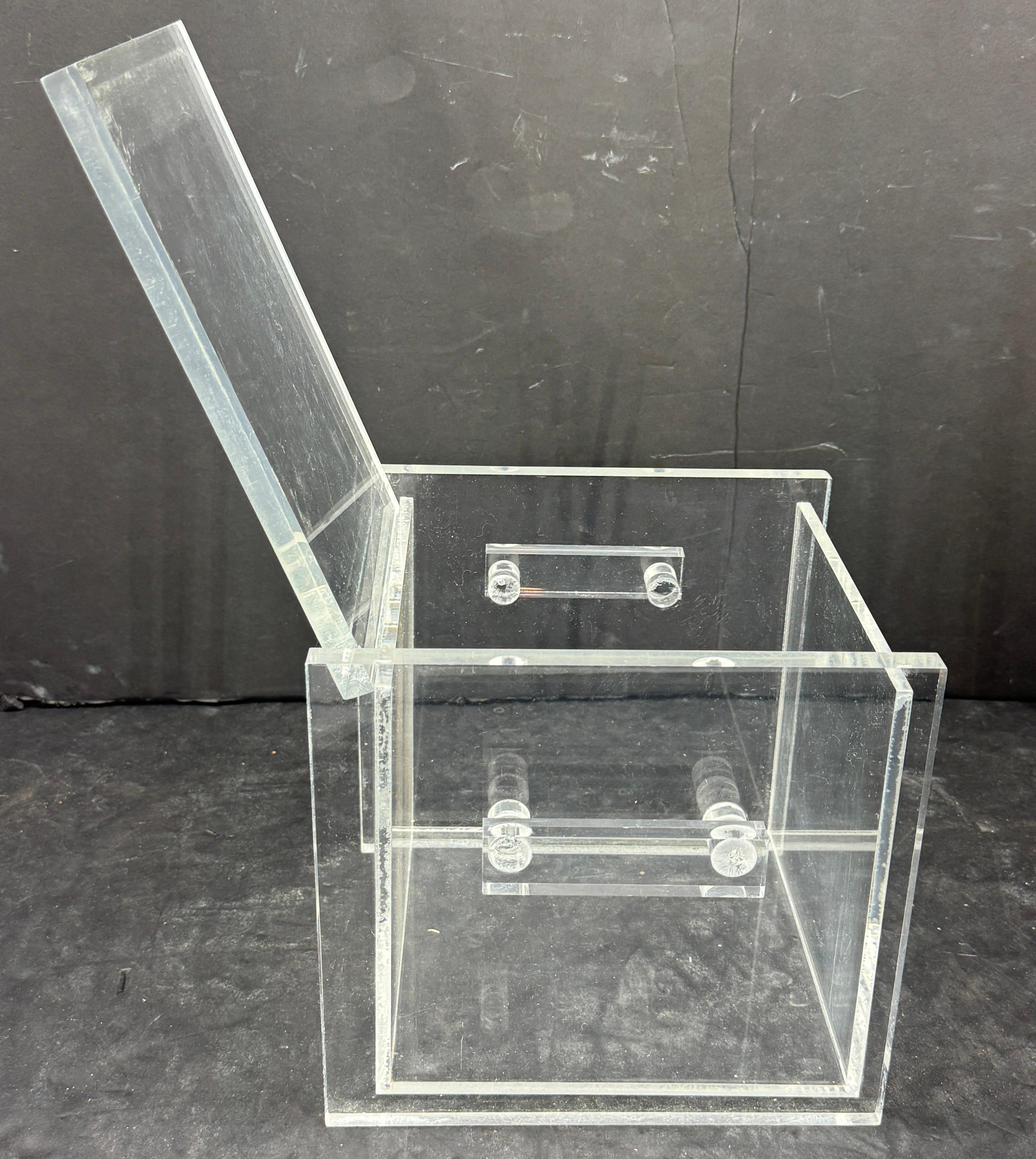 Cubitera italiana de los años 70 en lucita gruesa Lucite en venta
