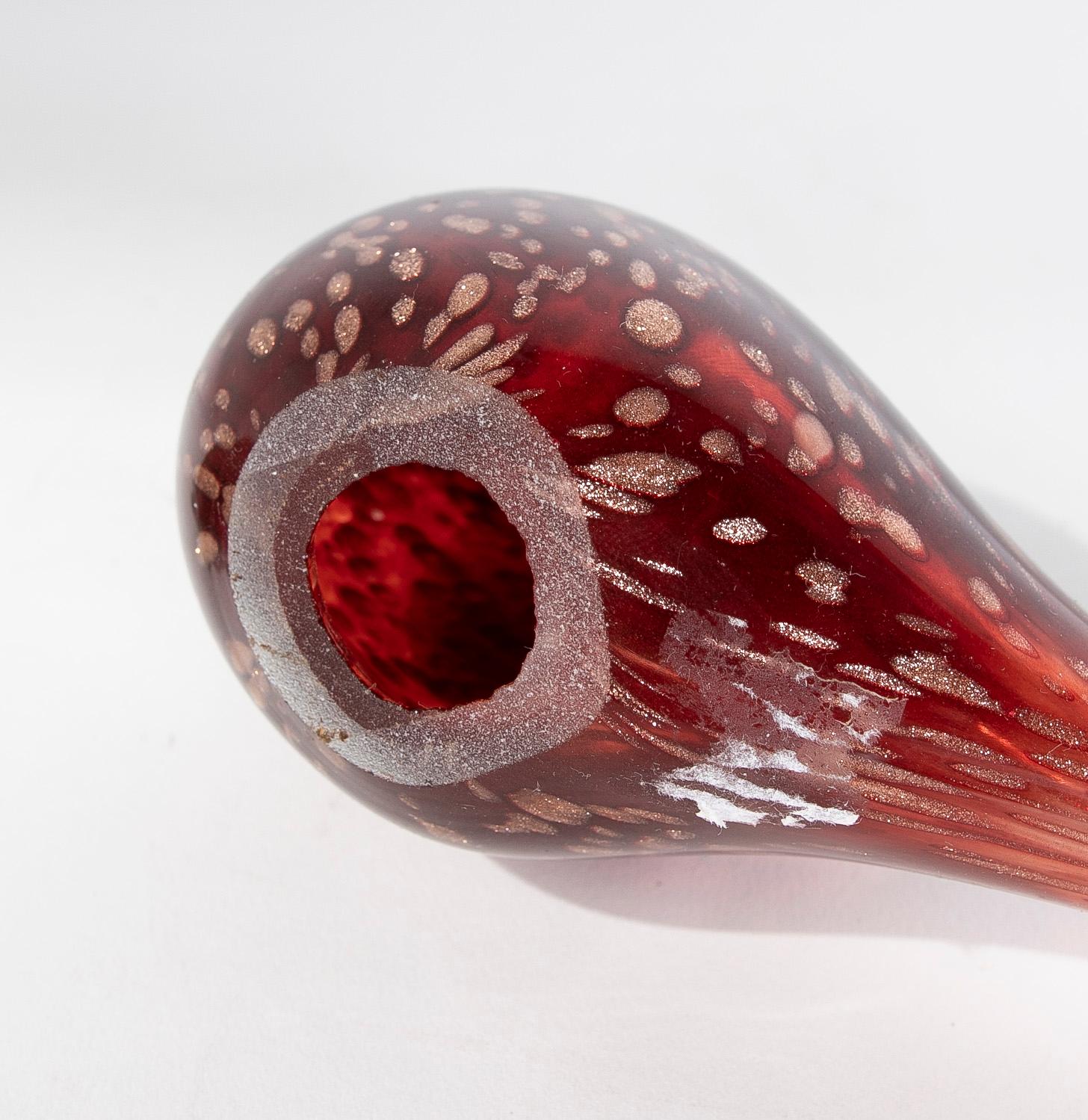 1970s Italian Bird in Red Veined Murano Crystal For Sale 6