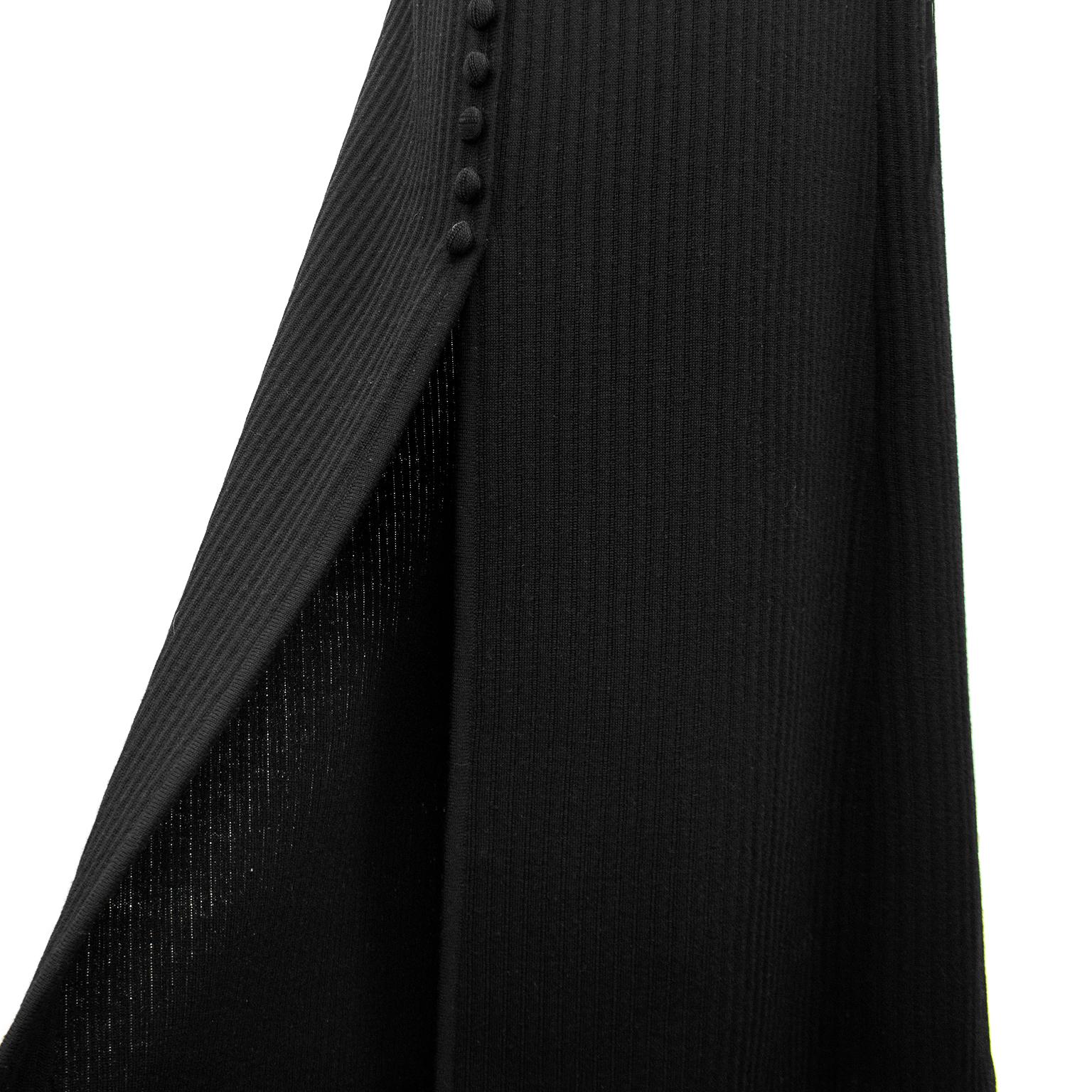 Robe italienne en maille noire des années 1970  Pour femmes en vente