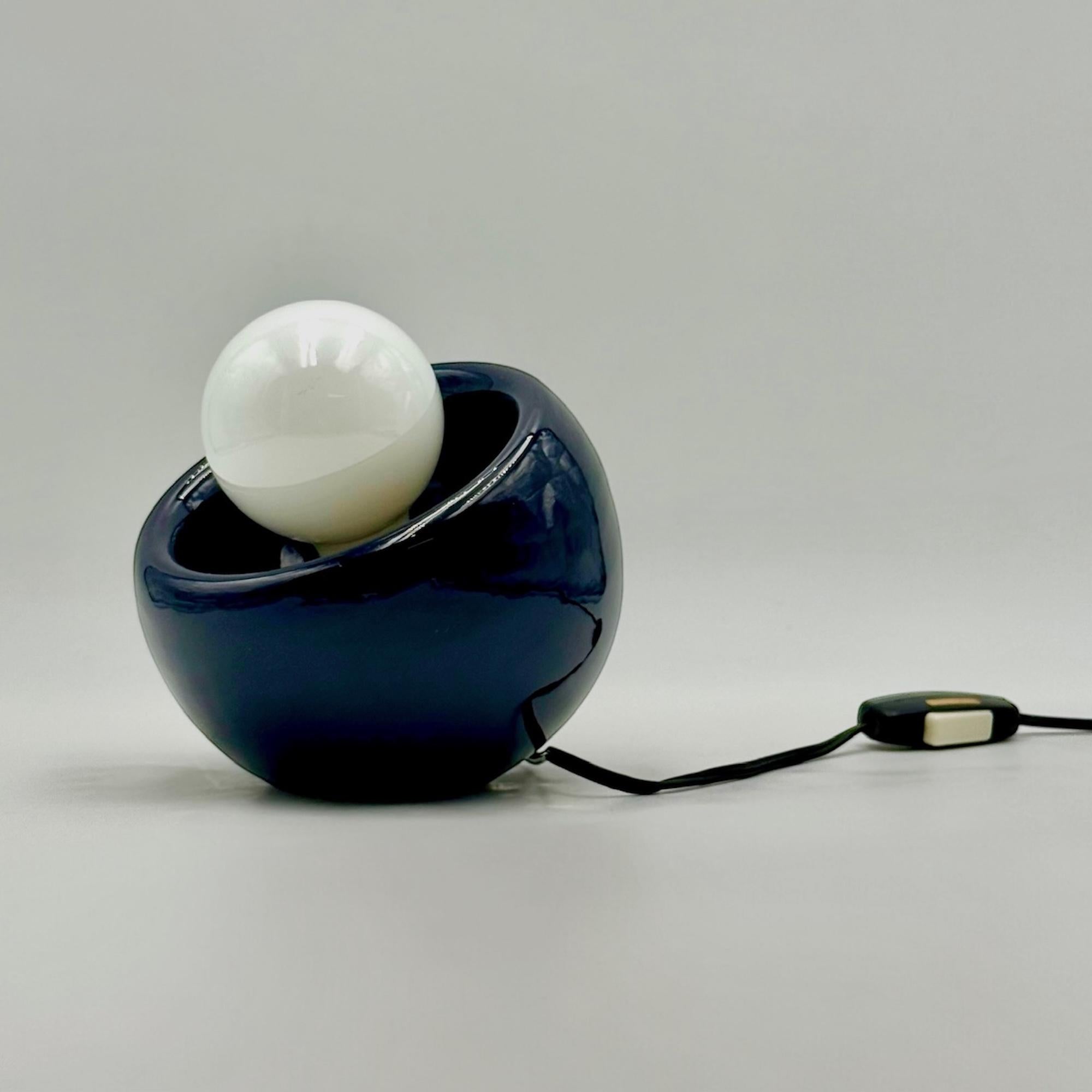 1970s Italian Blue Ceramic Table or Bedside Lamp Space Age Design For Sale 3