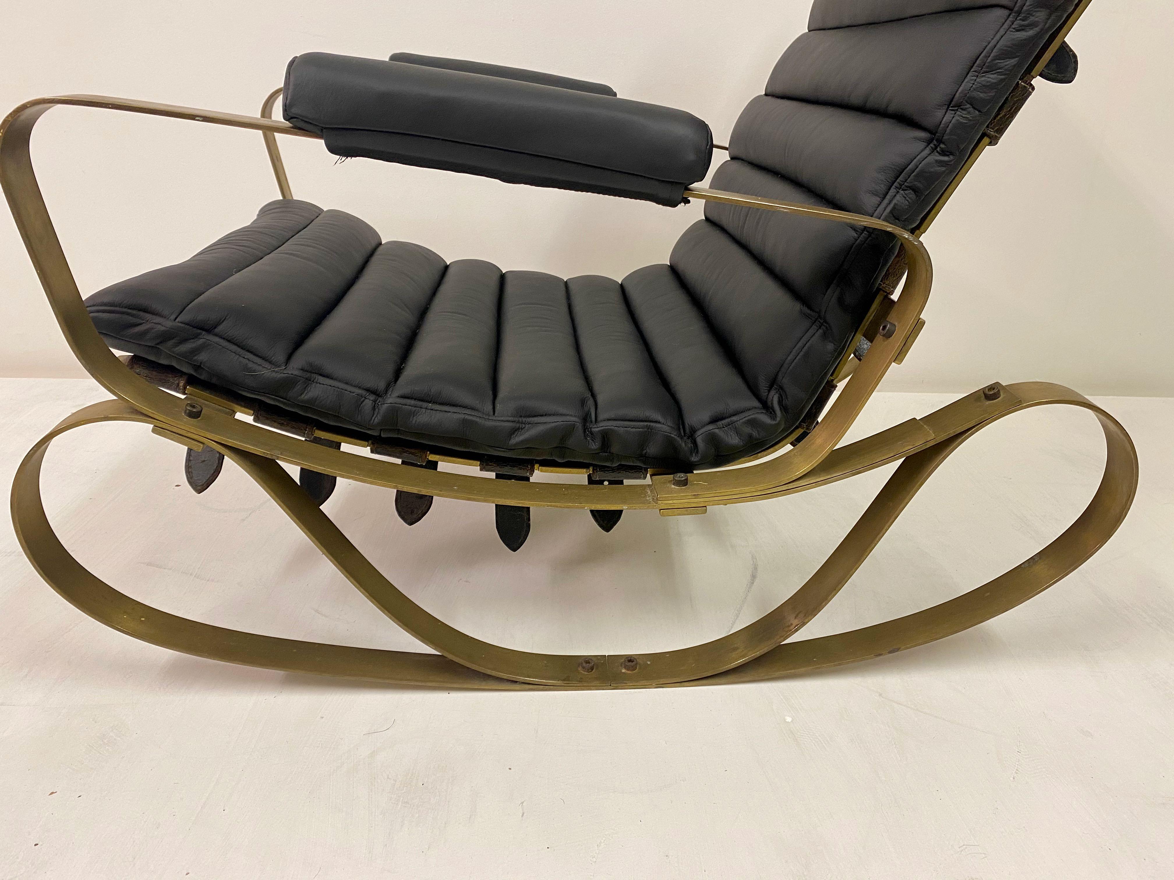 20th Century 1970s Italian Brass and Black Leather Rocking Chair by Luciano Frigerio For Sale